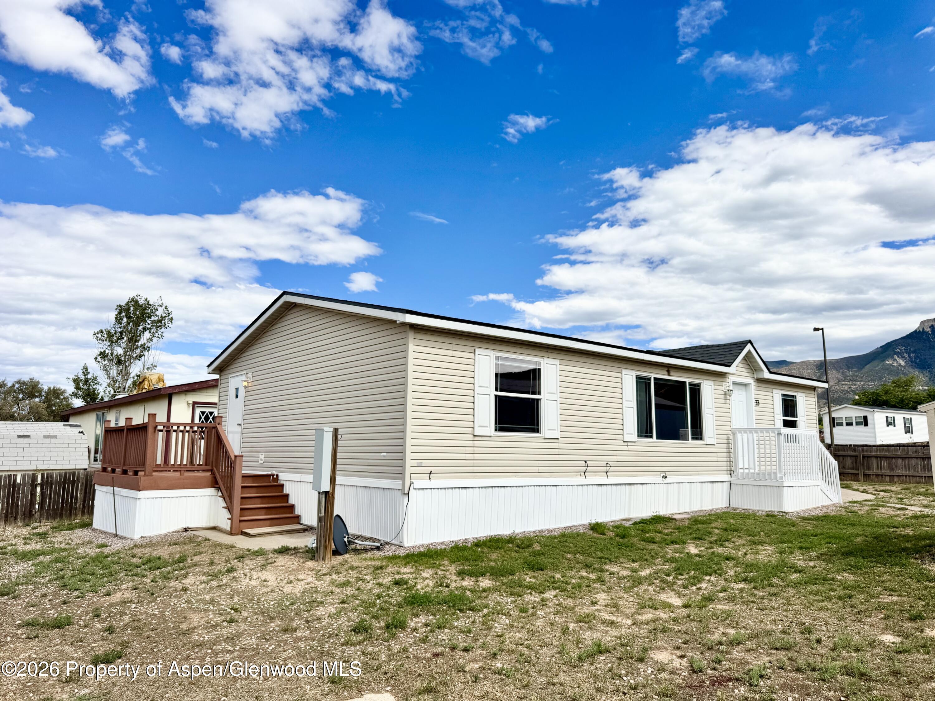 33 Silverton Place Parachute CO 81635