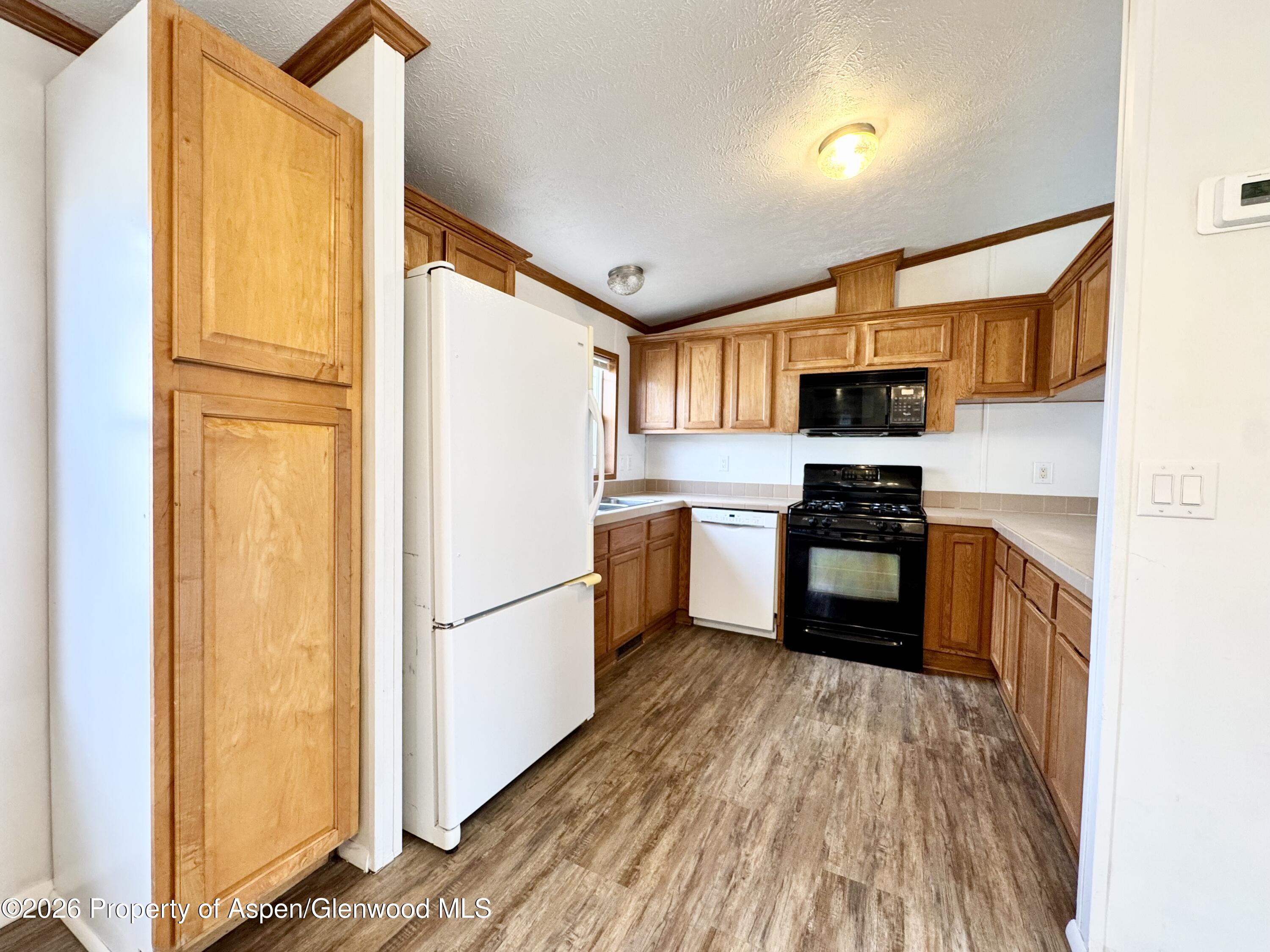 33 Silverton Place Parachute CO 81635