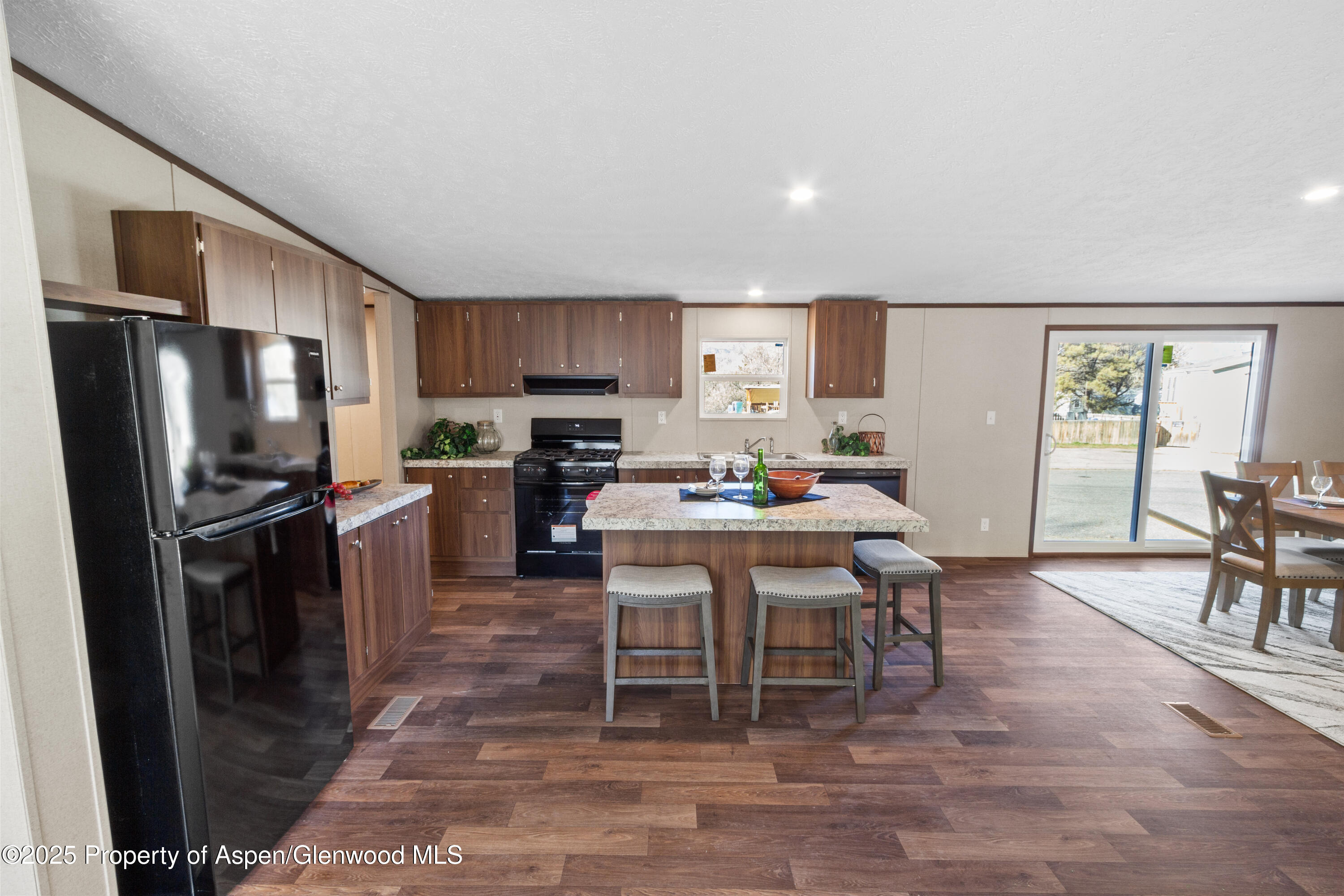 133 W Carson Circle Parachute CO 81635