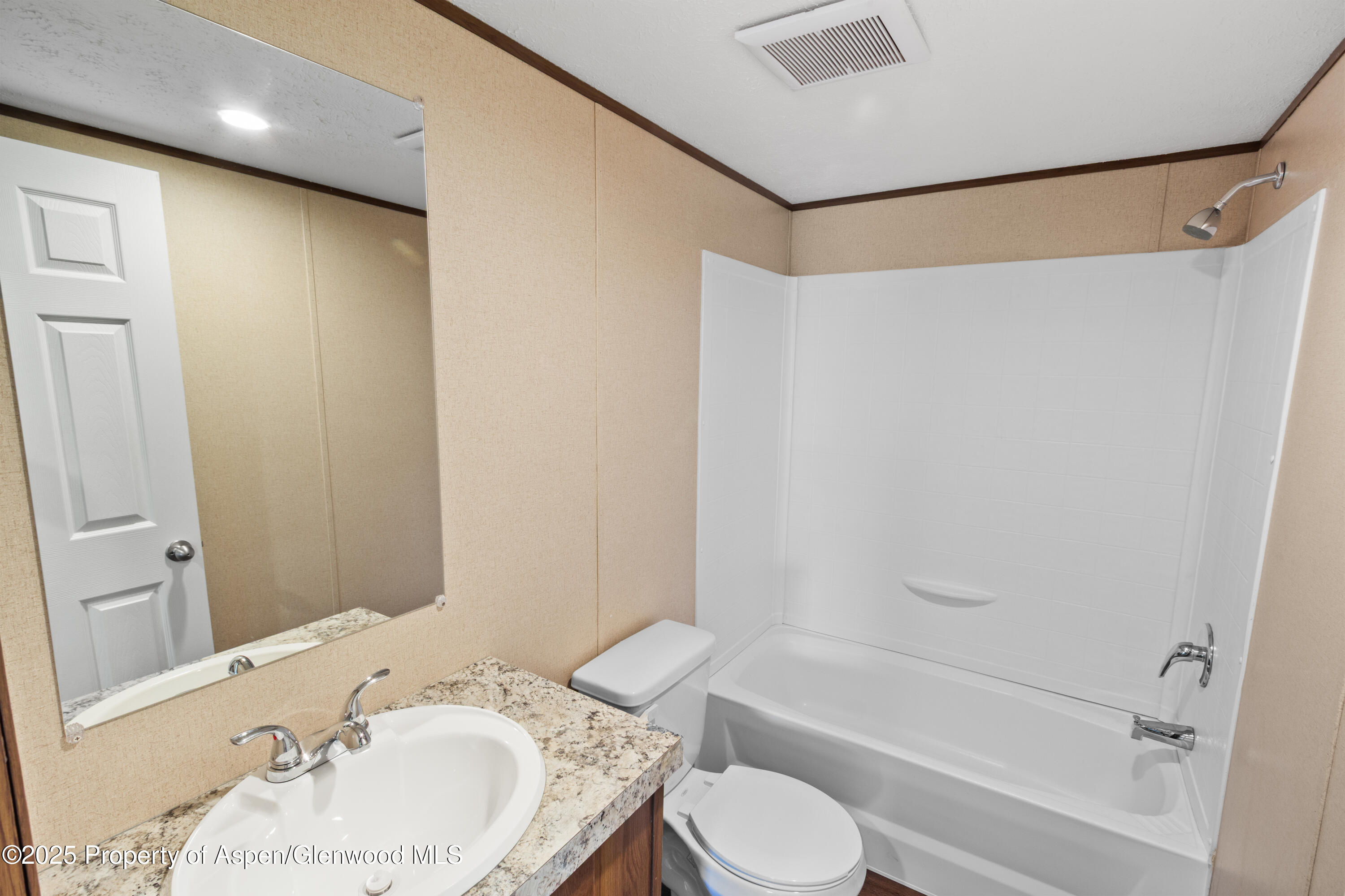 133 W Carson Circle Parachute CO 81635