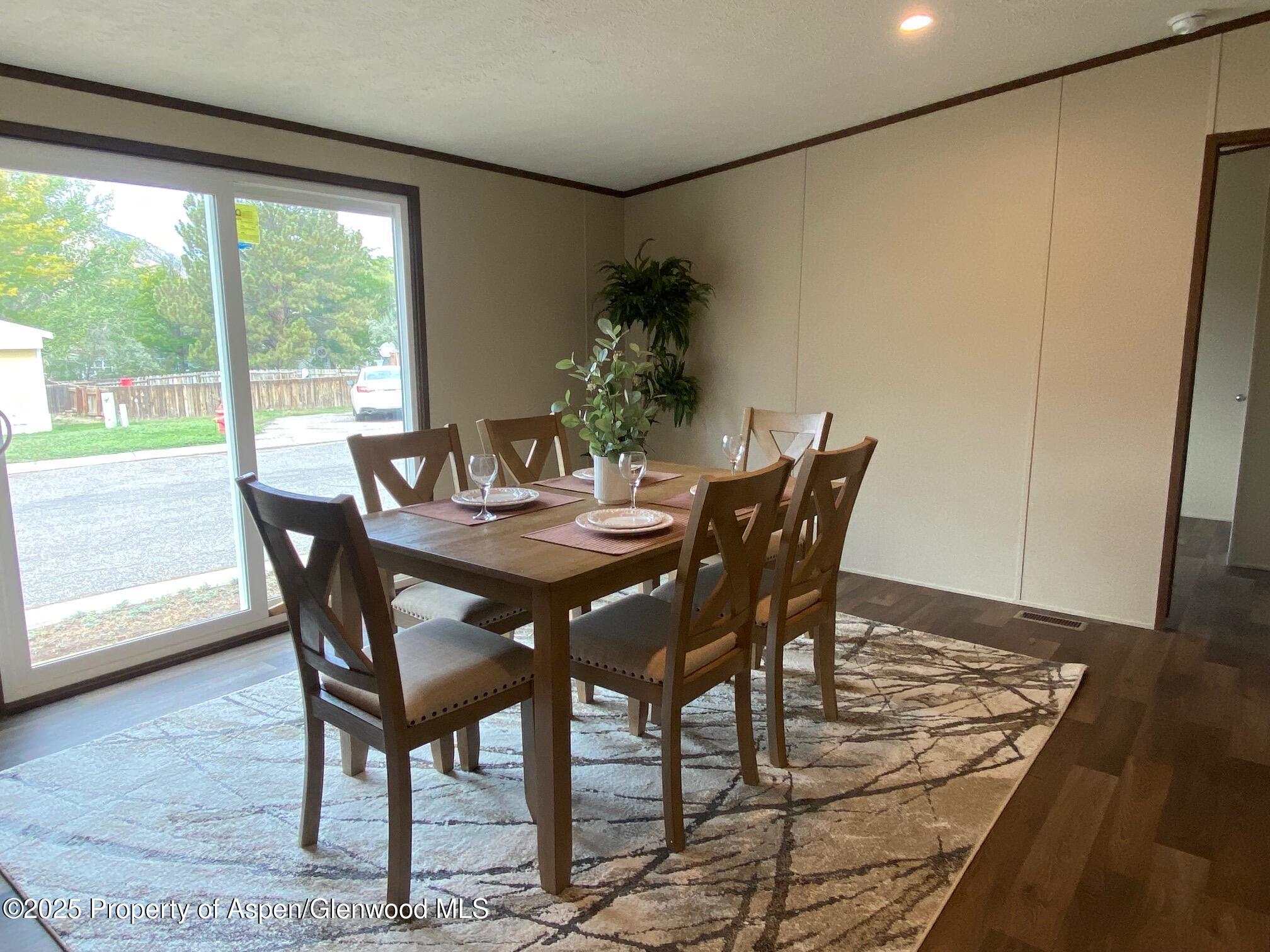 133 W Carson Circle Parachute CO 81635