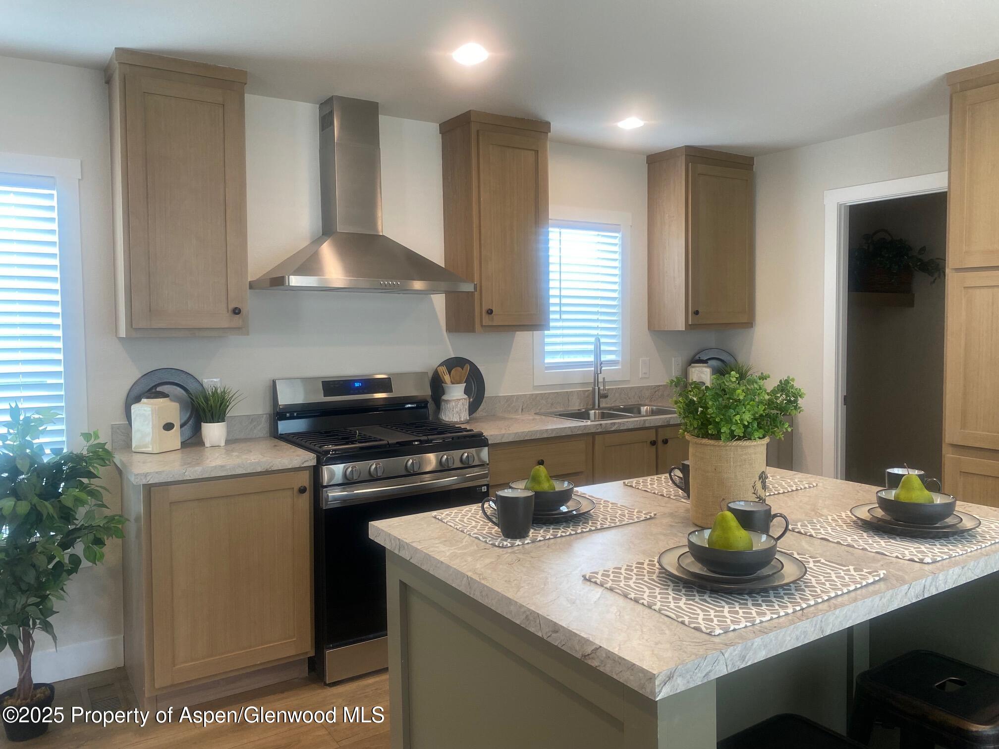 200 W 20th Street Rifle CO 81650