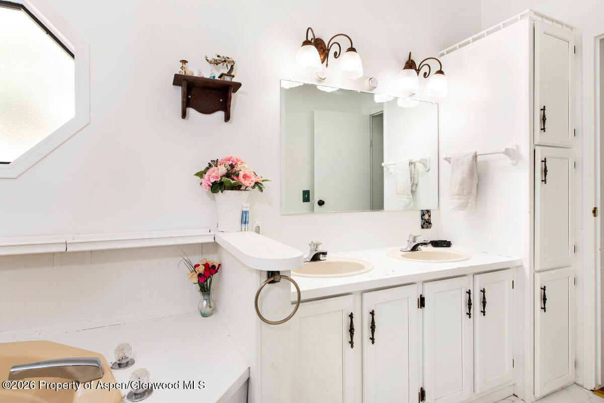 125 Center Drive Glenwood Springs CO 81601