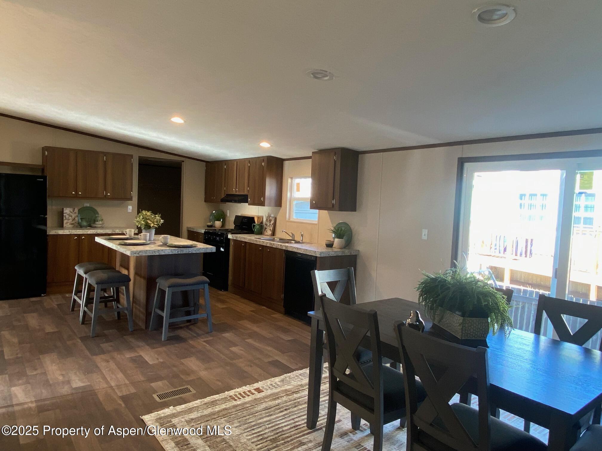 108 Horizon Circle Parachute CO 81635