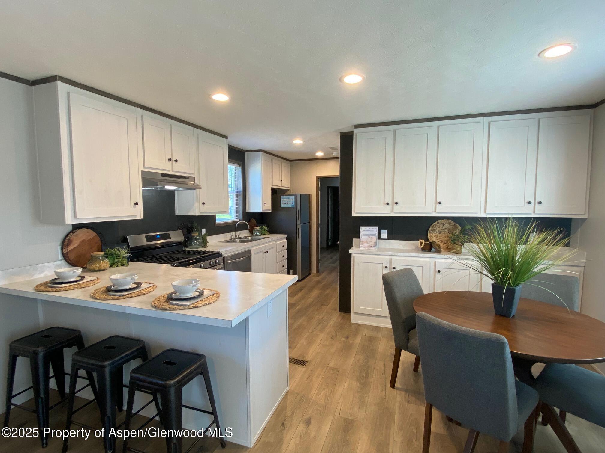 32 Bent Creek Circle Parachute CO 81635