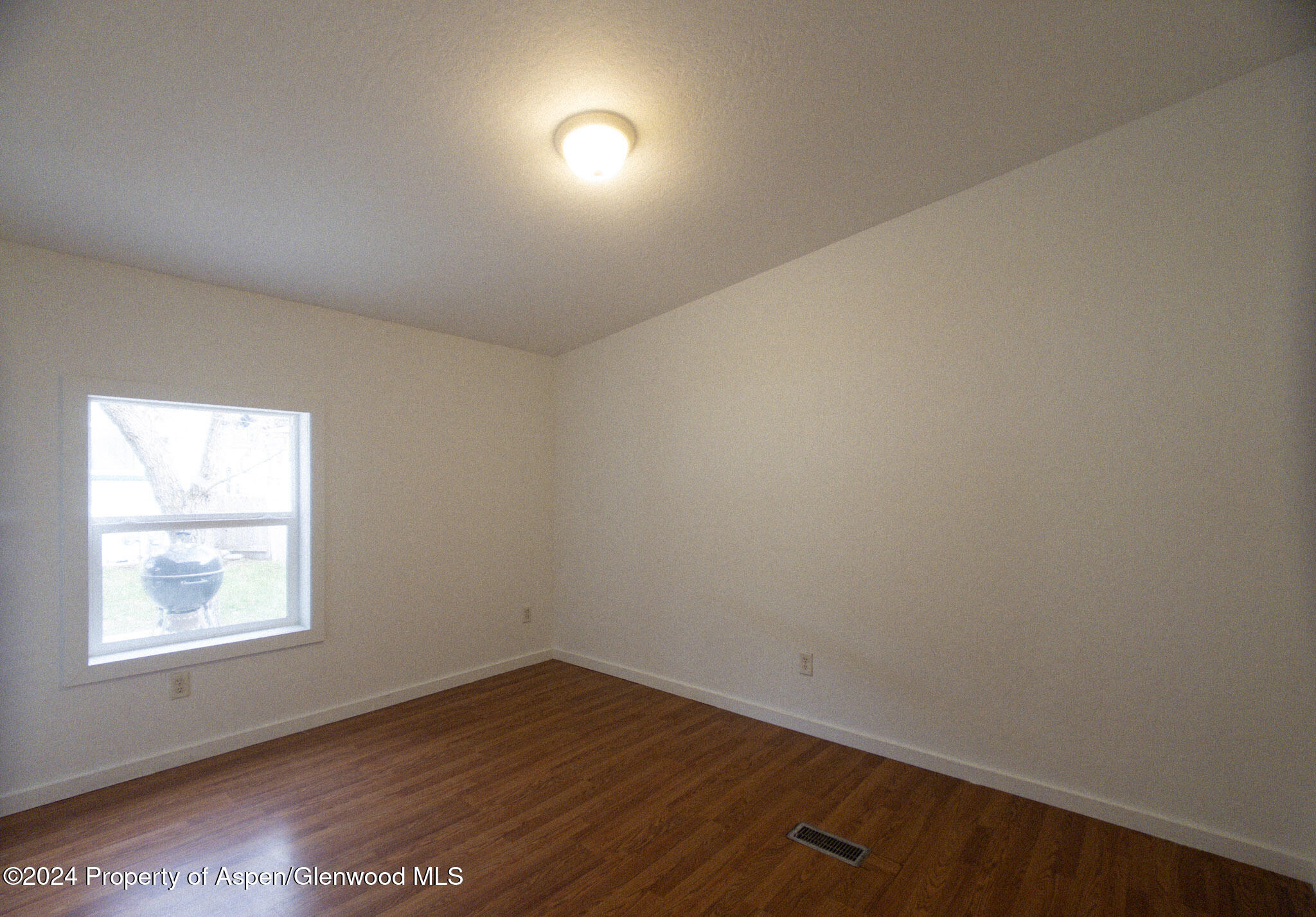 5033 335 County Road New Castle CO 81647