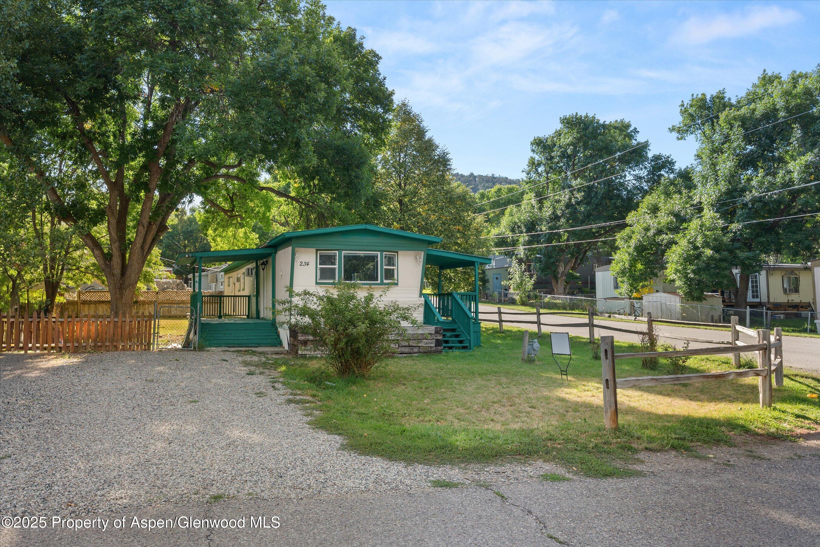 5033 335 County Road New Castle CO 81647