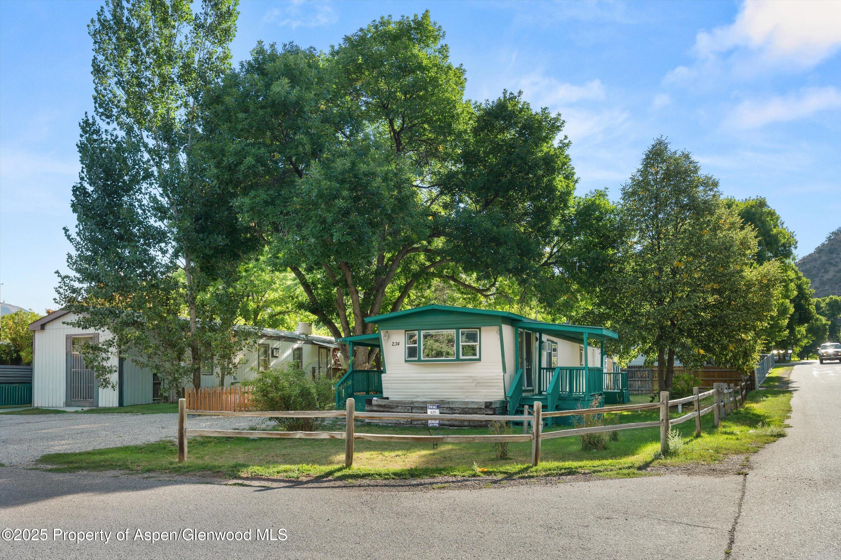 5033 335 County Road New Castle CO 81647