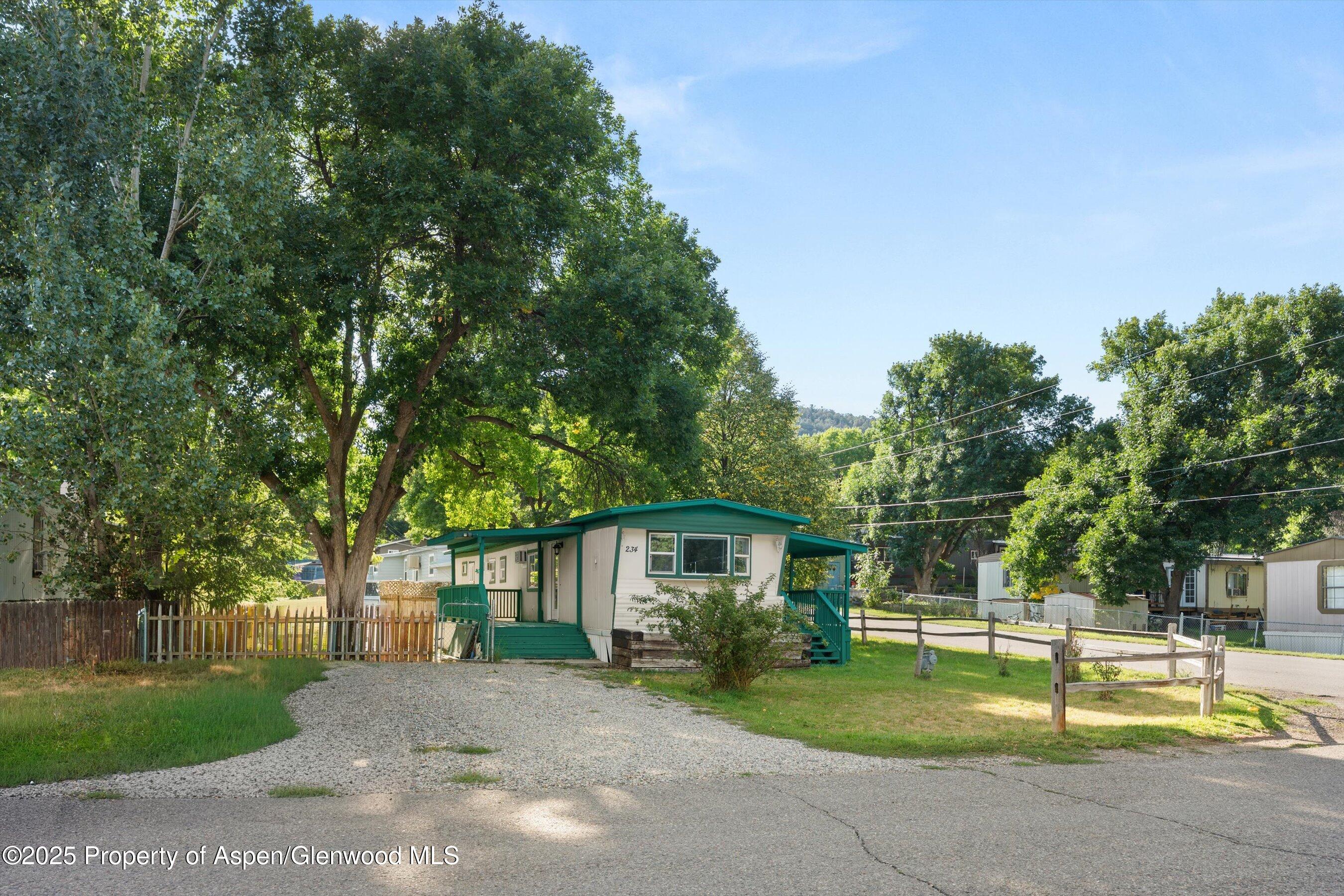 5033 335 County Road New Castle CO 81647