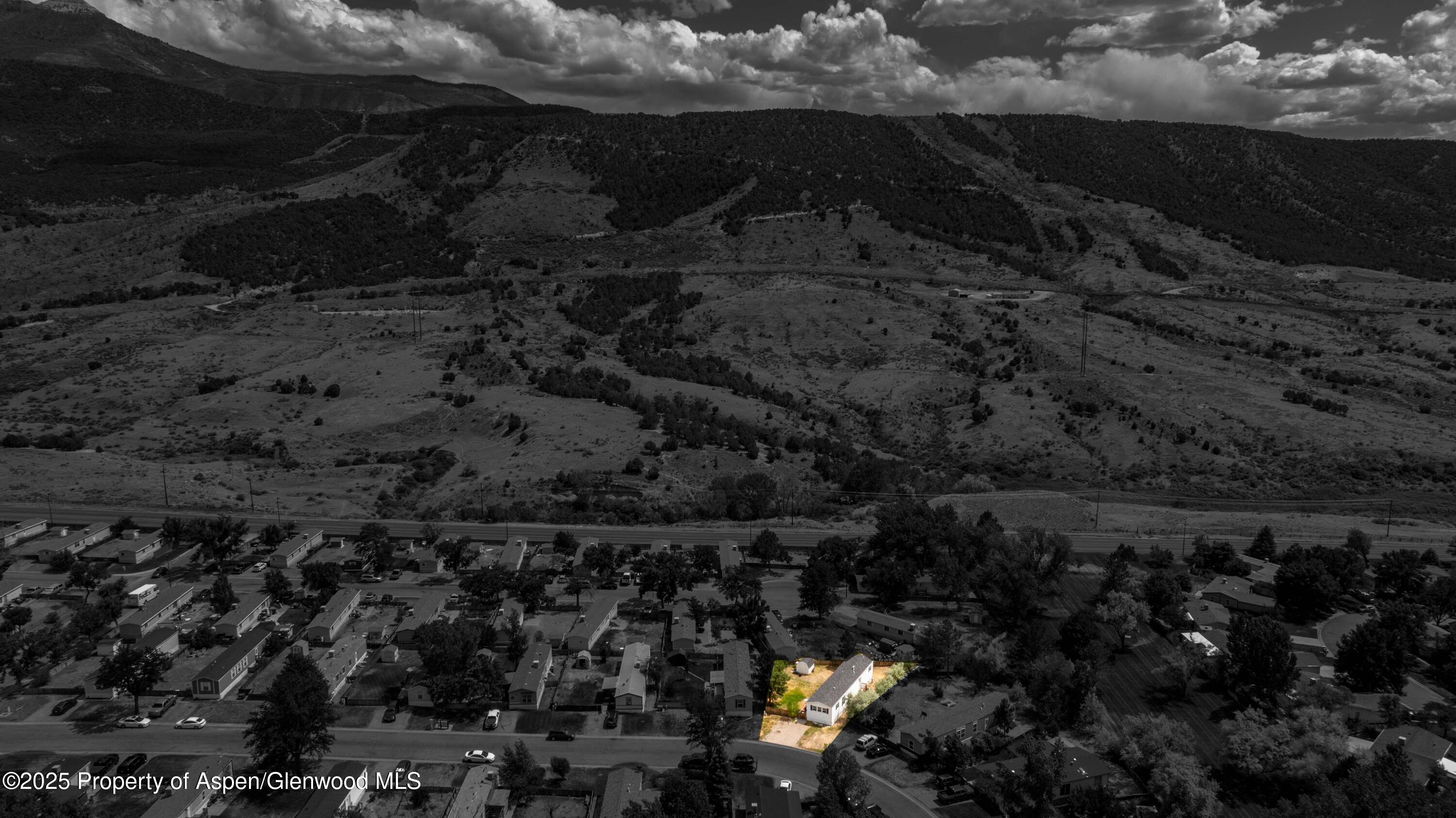 88 W Carson Circle Parachute CO 81635