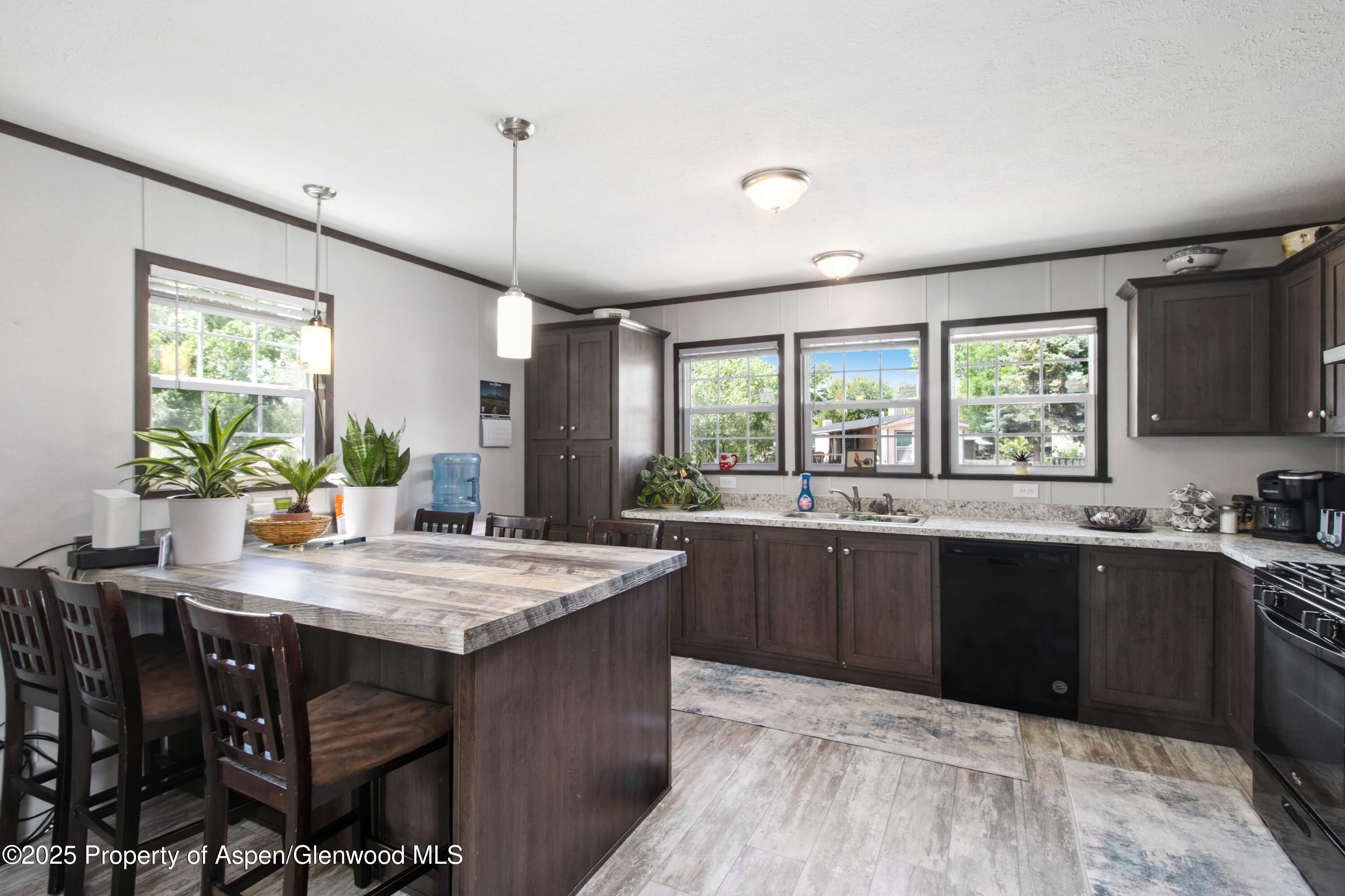 88 W Carson Circle Parachute CO 81635