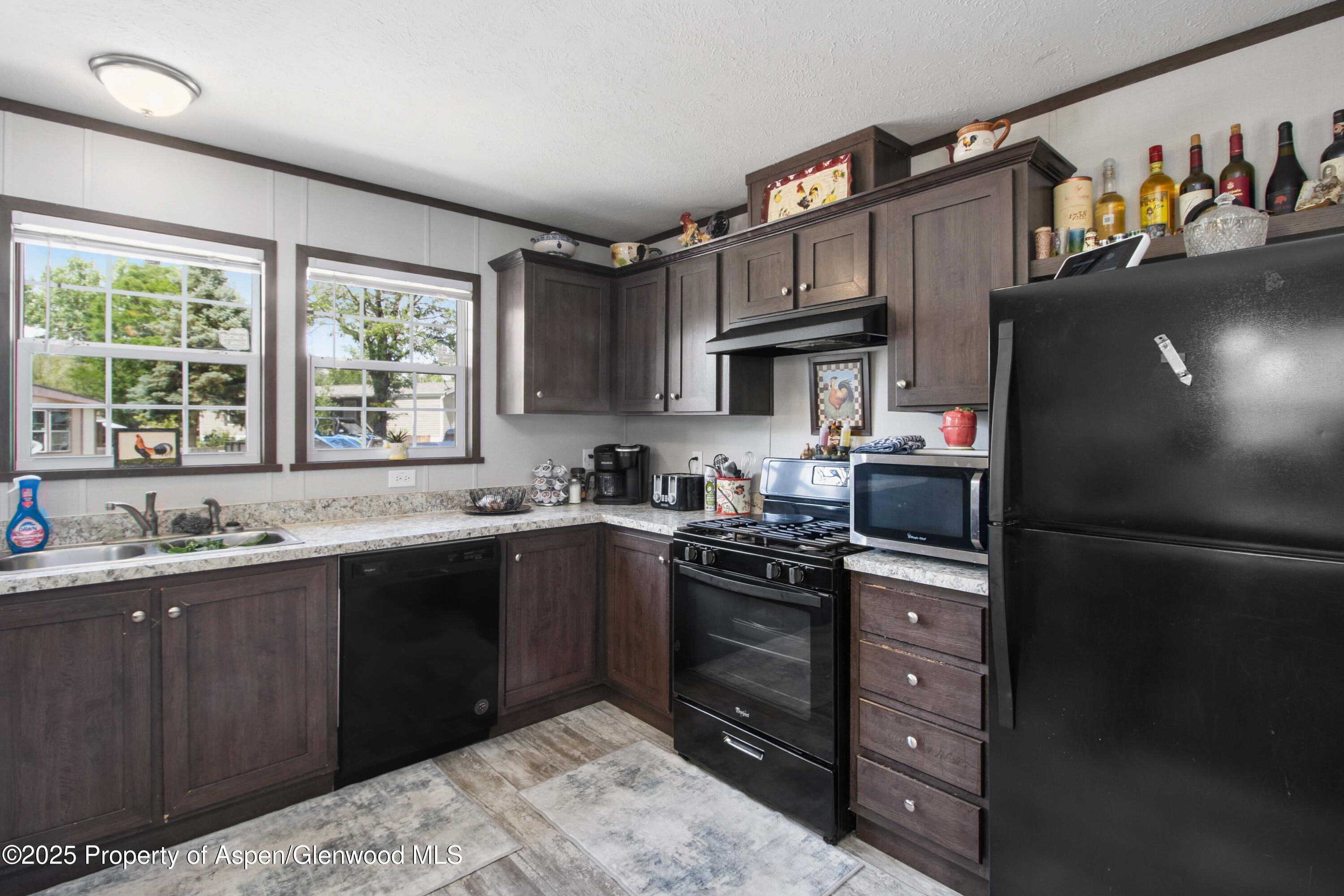 88 W Carson Circle Parachute CO 81635