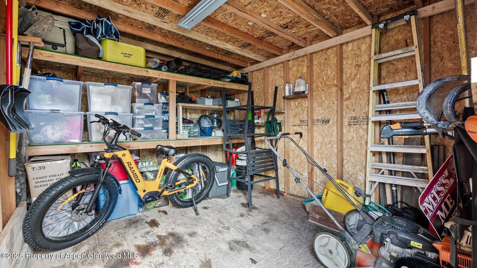 28 Iron Wedge Circle Parachute CO 81635