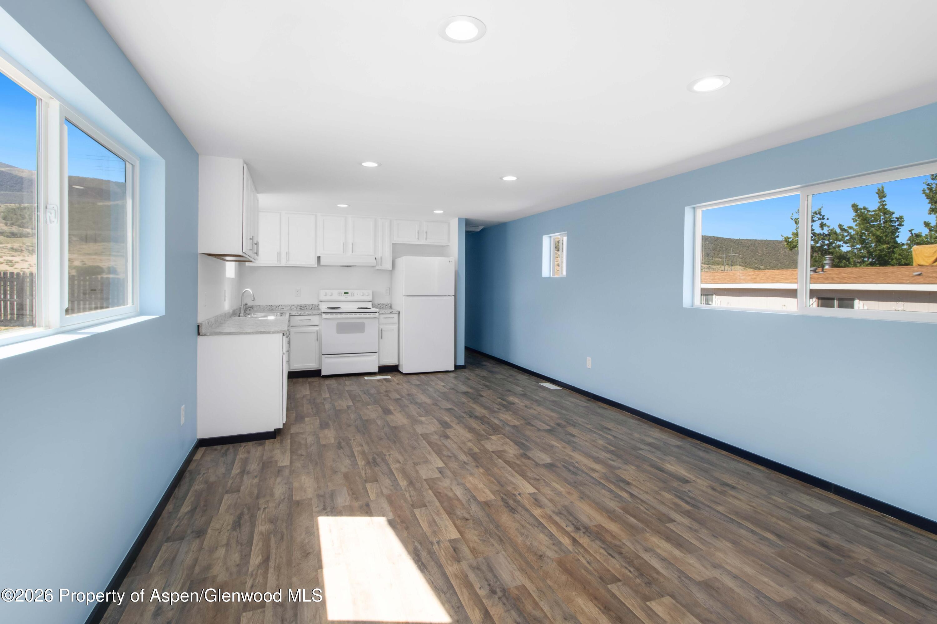 22 E Silverbell Place Parachute CO 81635