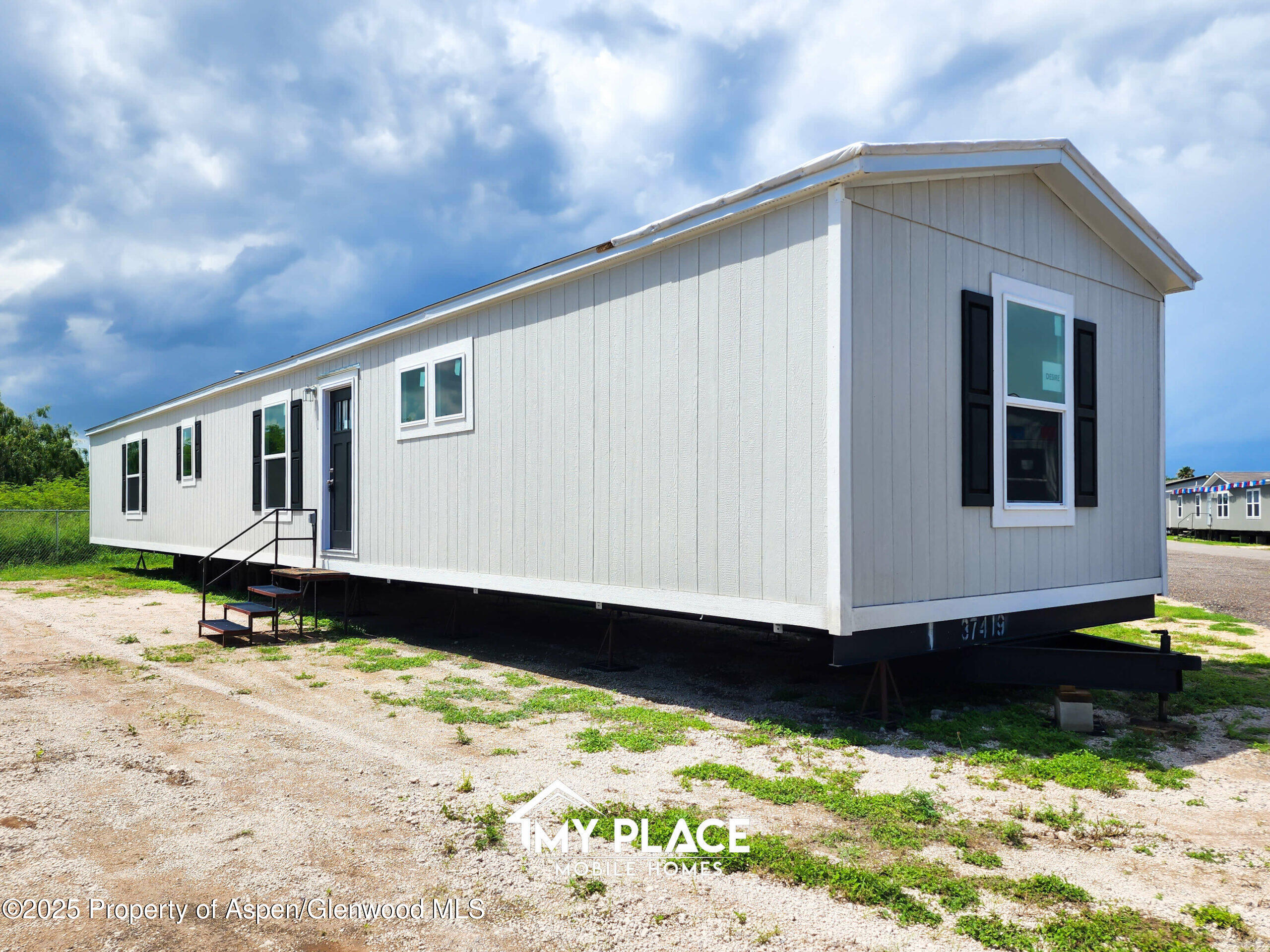 100 Silverton Court Parachute CO 81635