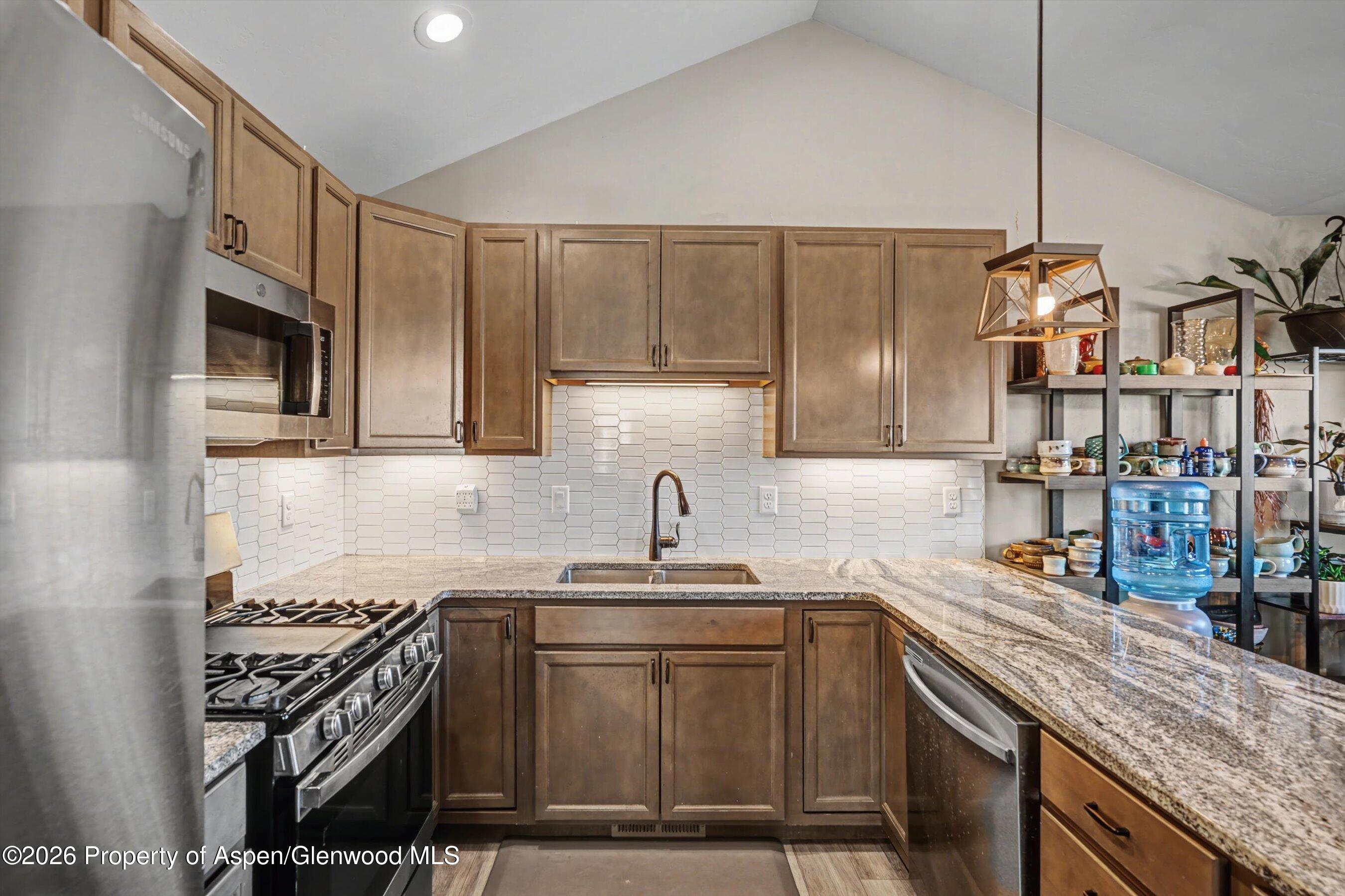 157 Willow Circle Rifle CO 81650