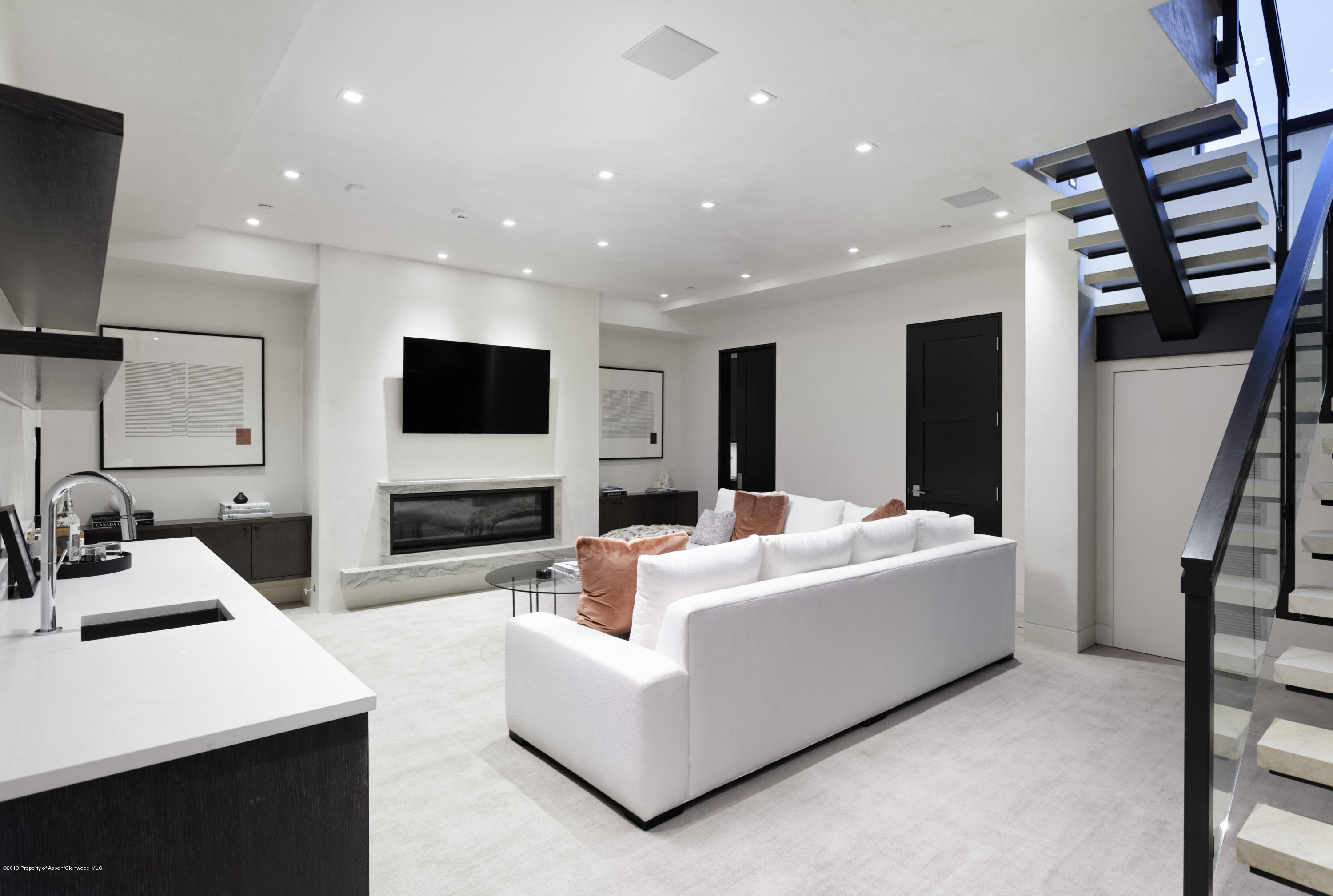 332 N Riverside Avenue Aspen CO 81611