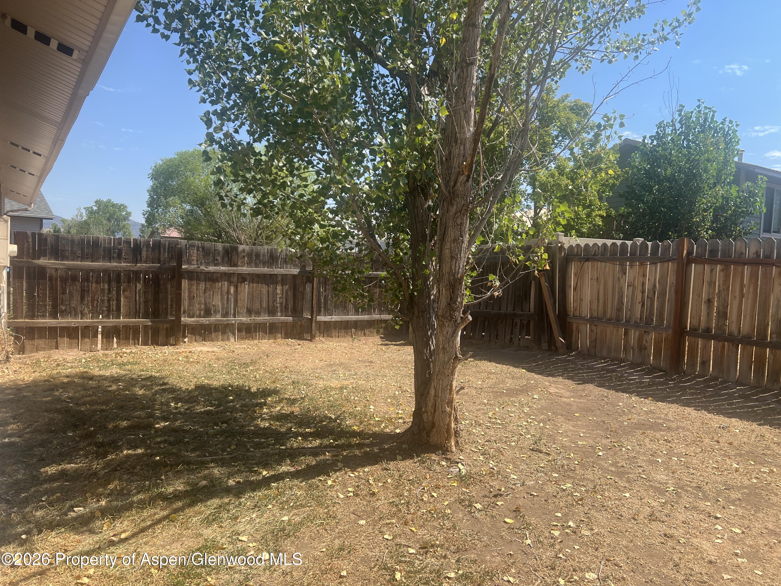 610 Elm Court Rifle CO 81650