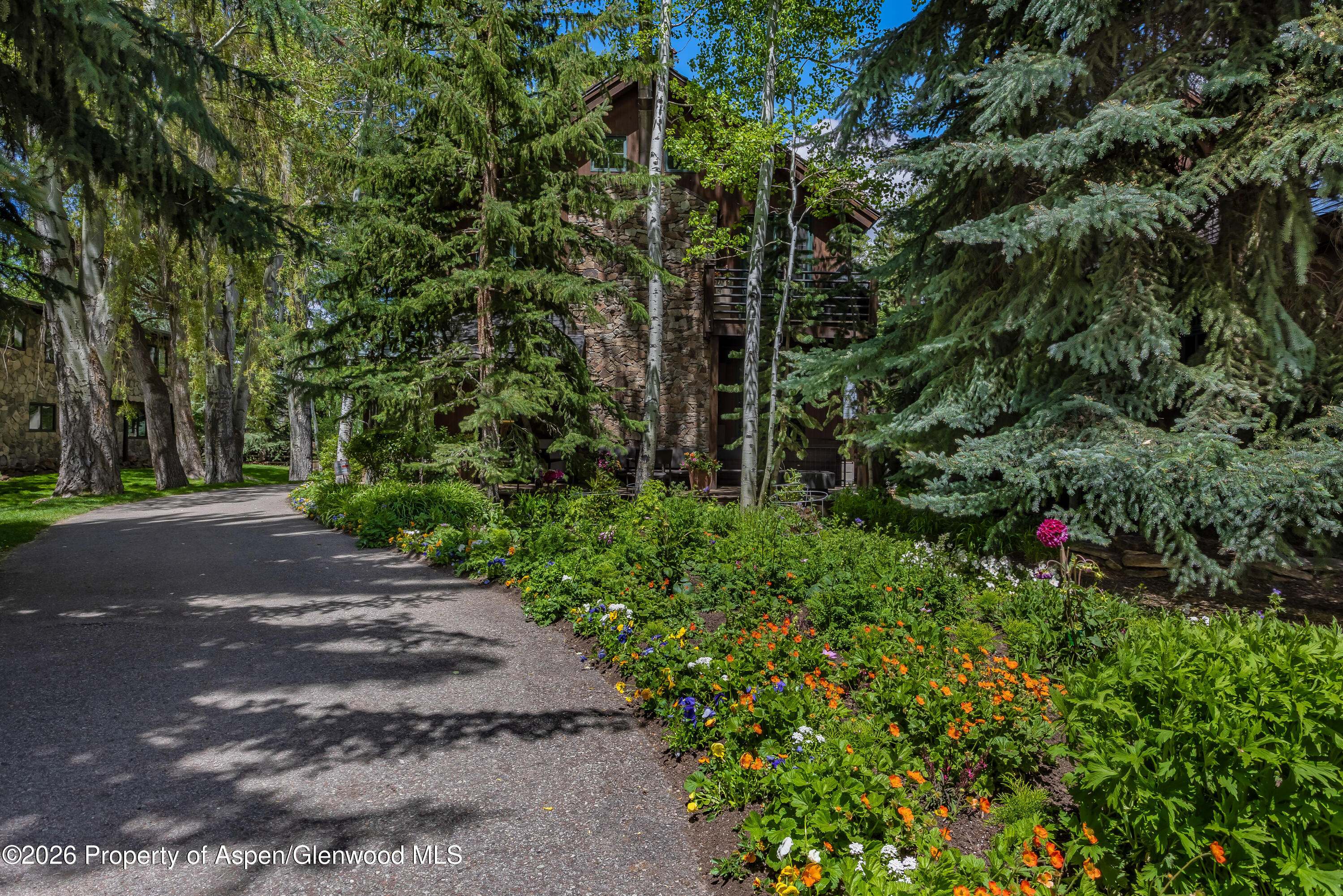 1354 Sierra Vista Drive Aspen CO 81611