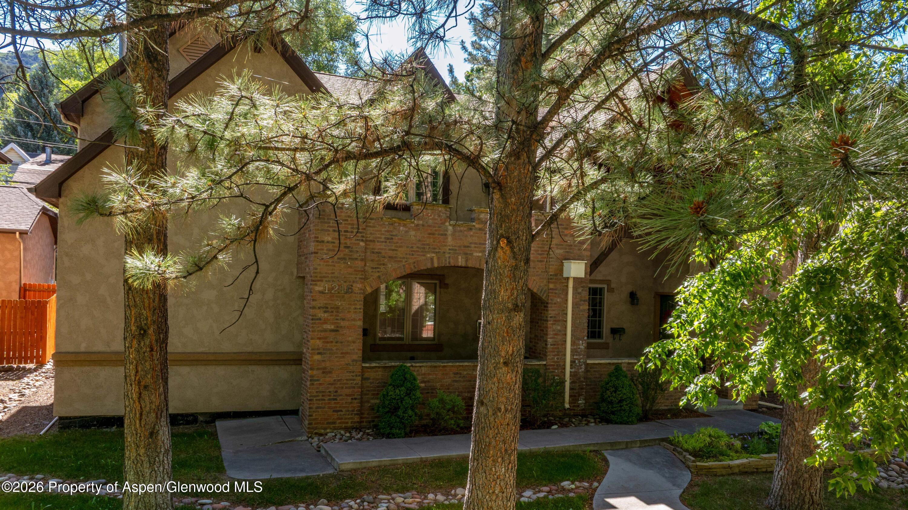 1216 Grand Avenue Glenwood Springs CO 81601