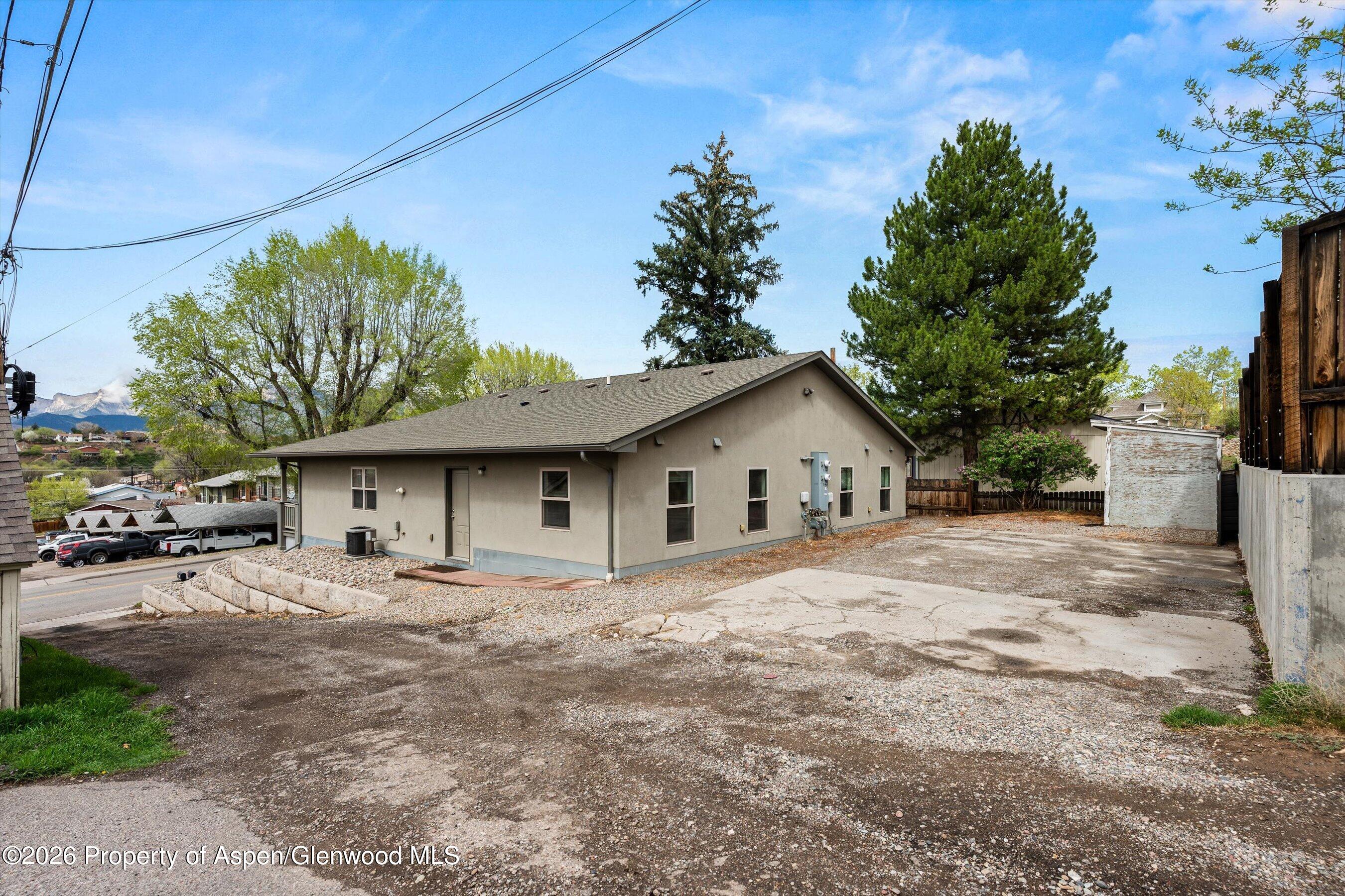 430 & 432 Whiteriver Avenue Rifle CO 81650