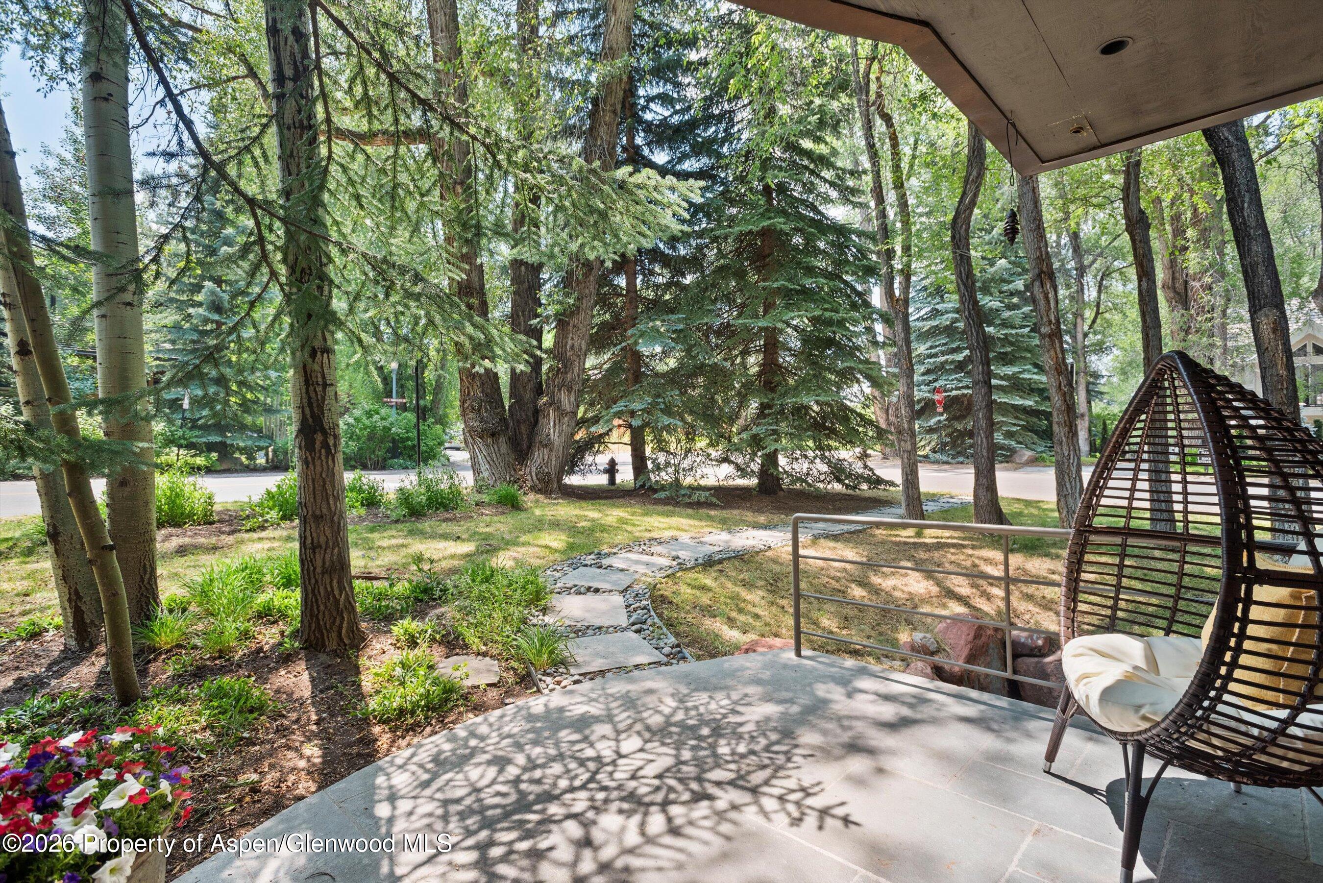 736 W Smuggler Street Aspen CO 81611