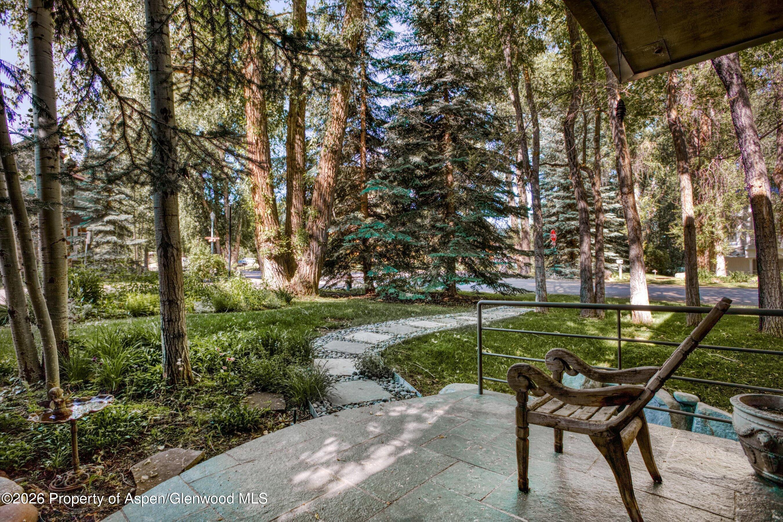 736 W Smuggler Street Aspen CO 81611