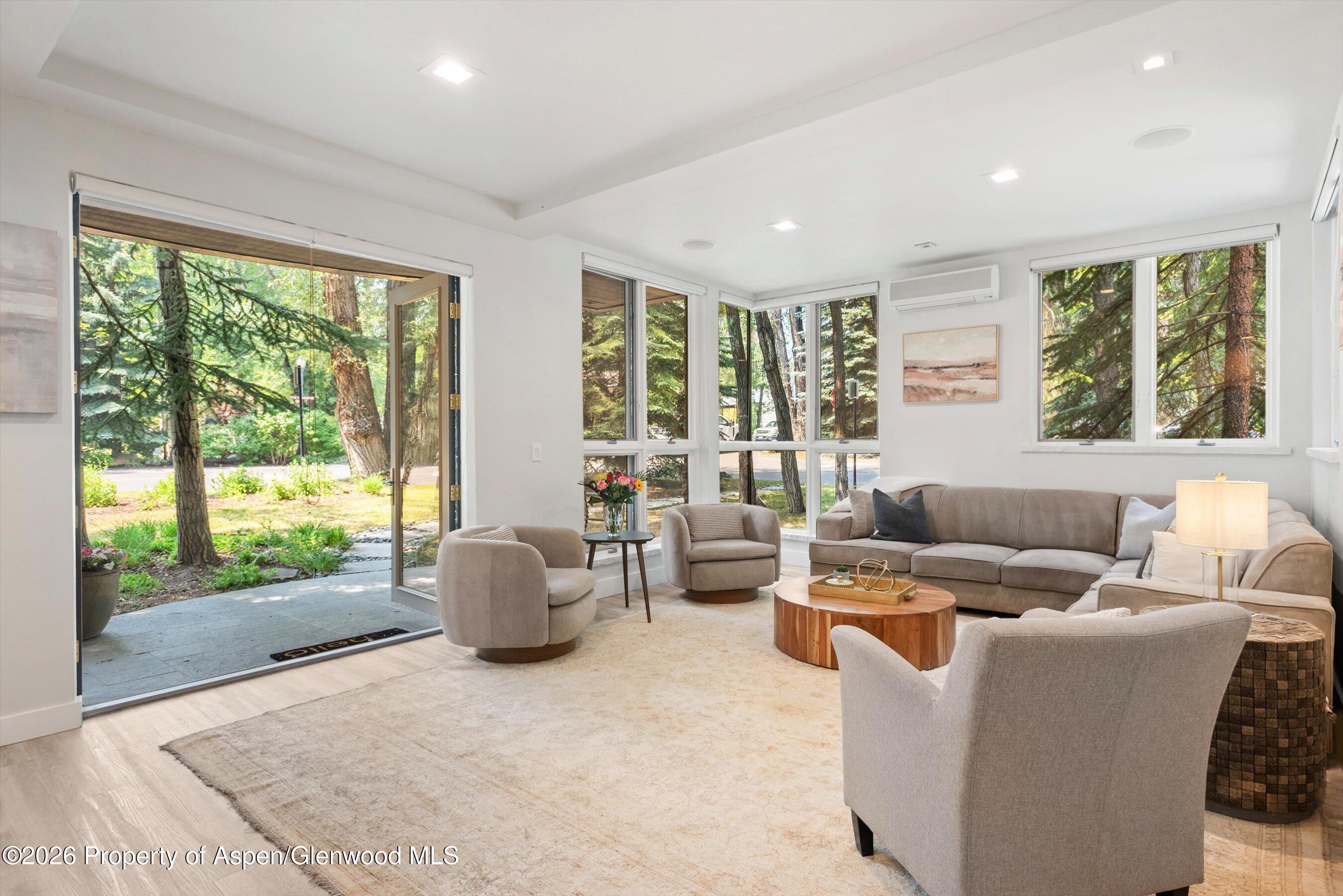 736 W Smuggler Street Aspen CO 81611