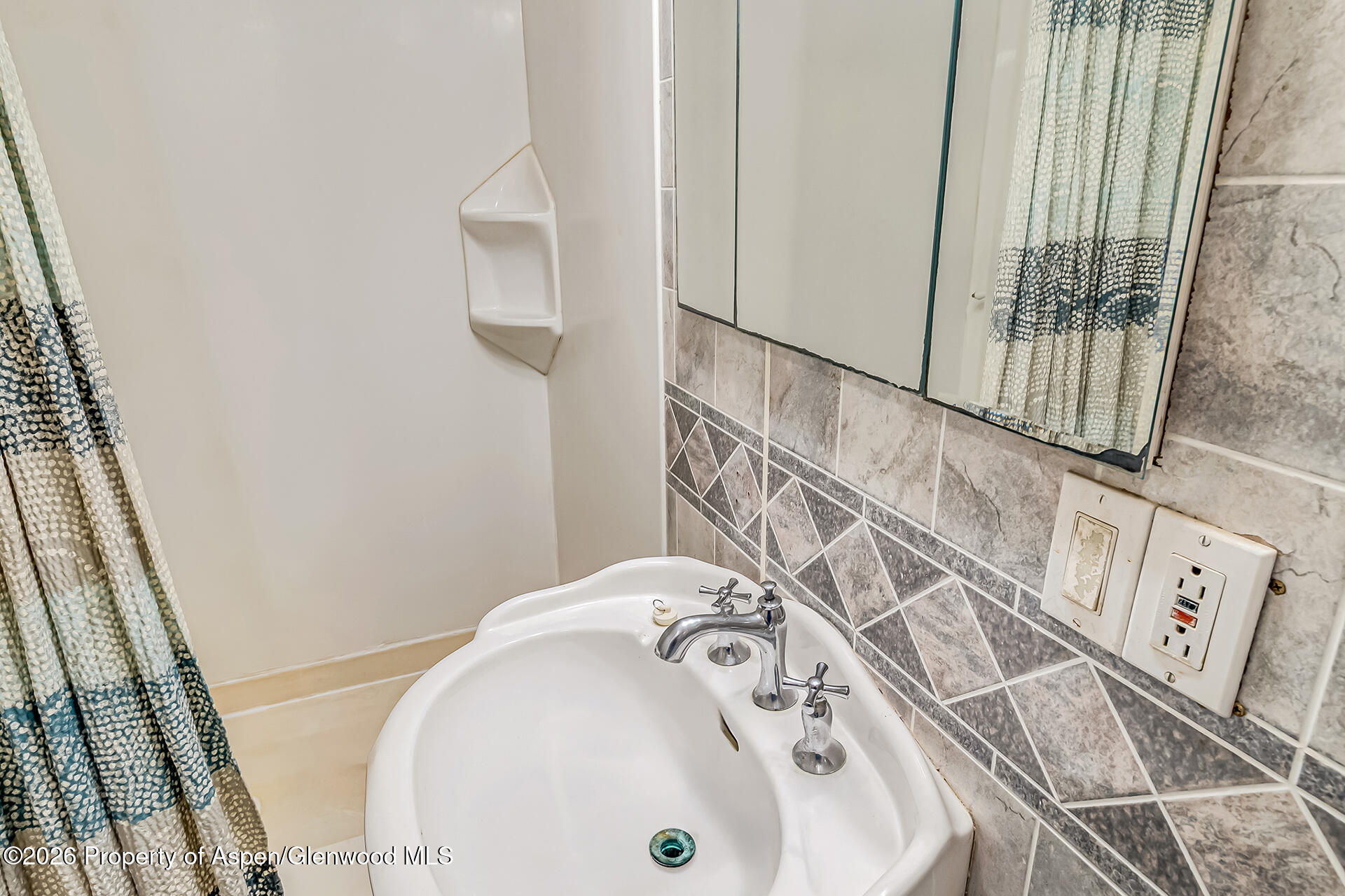 6301 County Road 346 Silt CO 81652