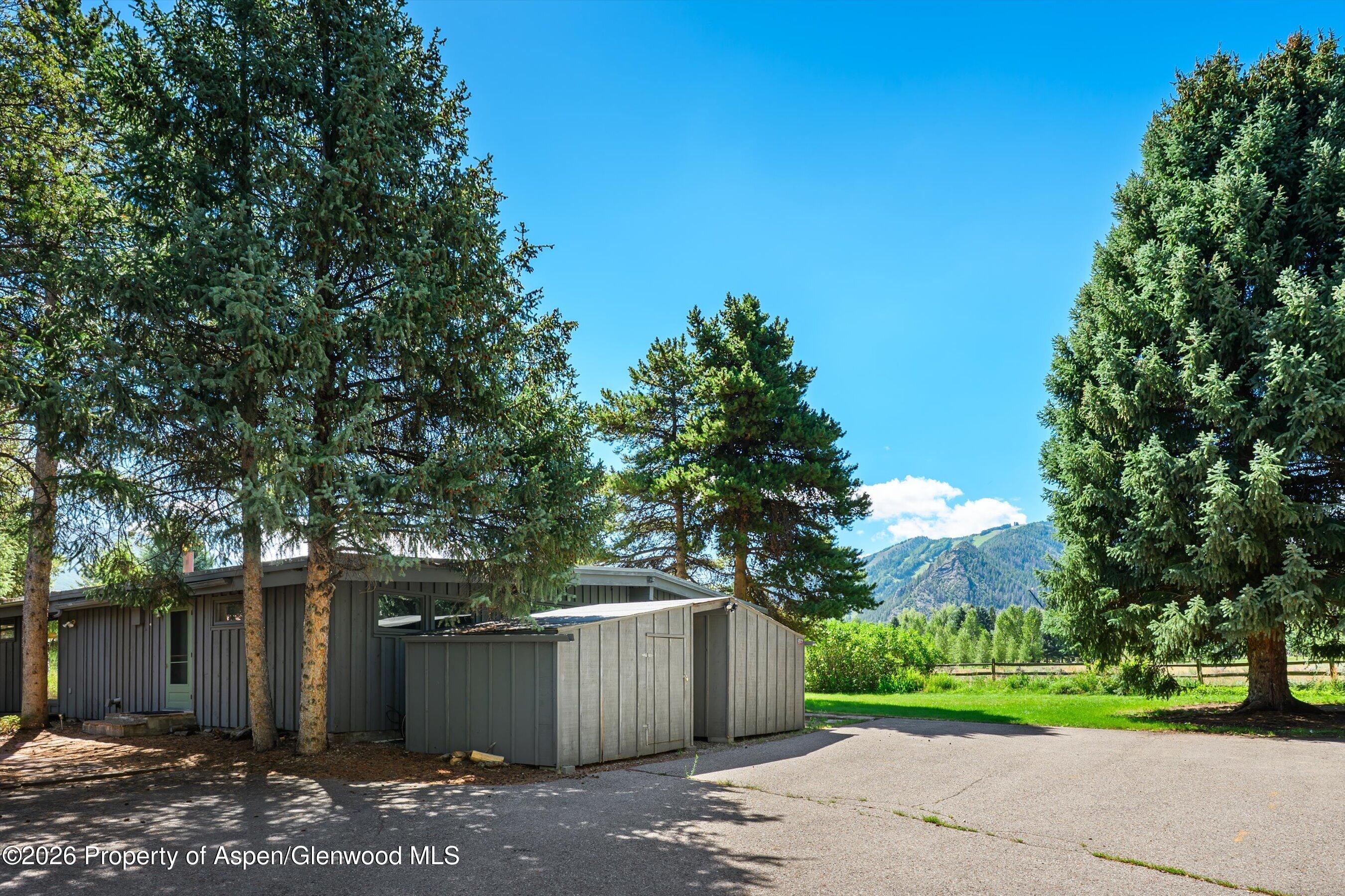 1227 Mountain View Drive Aspen CO 81611