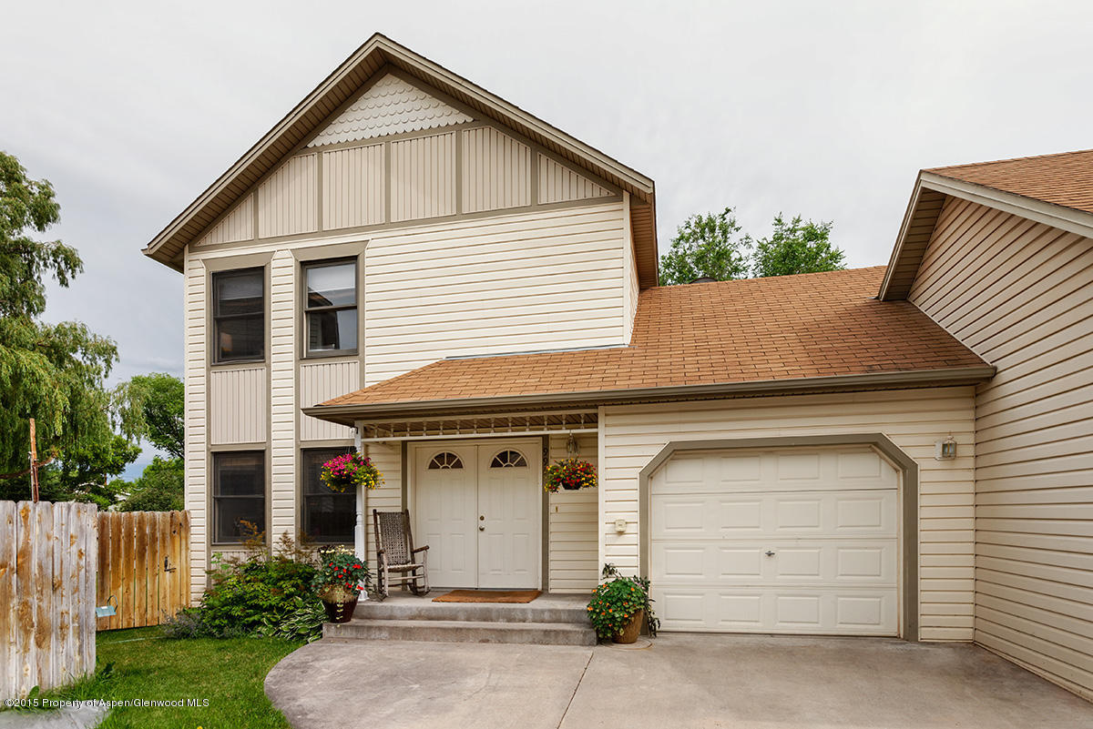 995 Painted Lady Lane Carbondale CO 81623