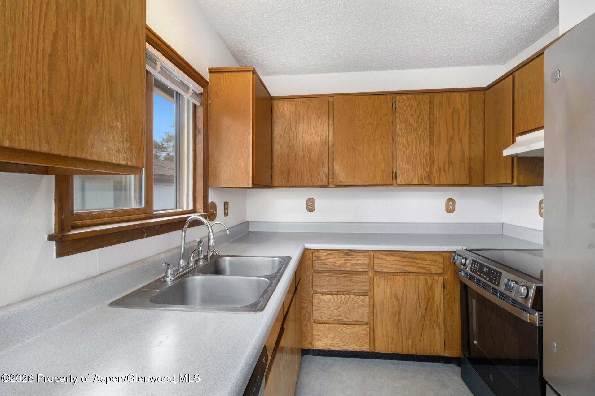 235 Cottonwood Drive New Castle CO 81647
