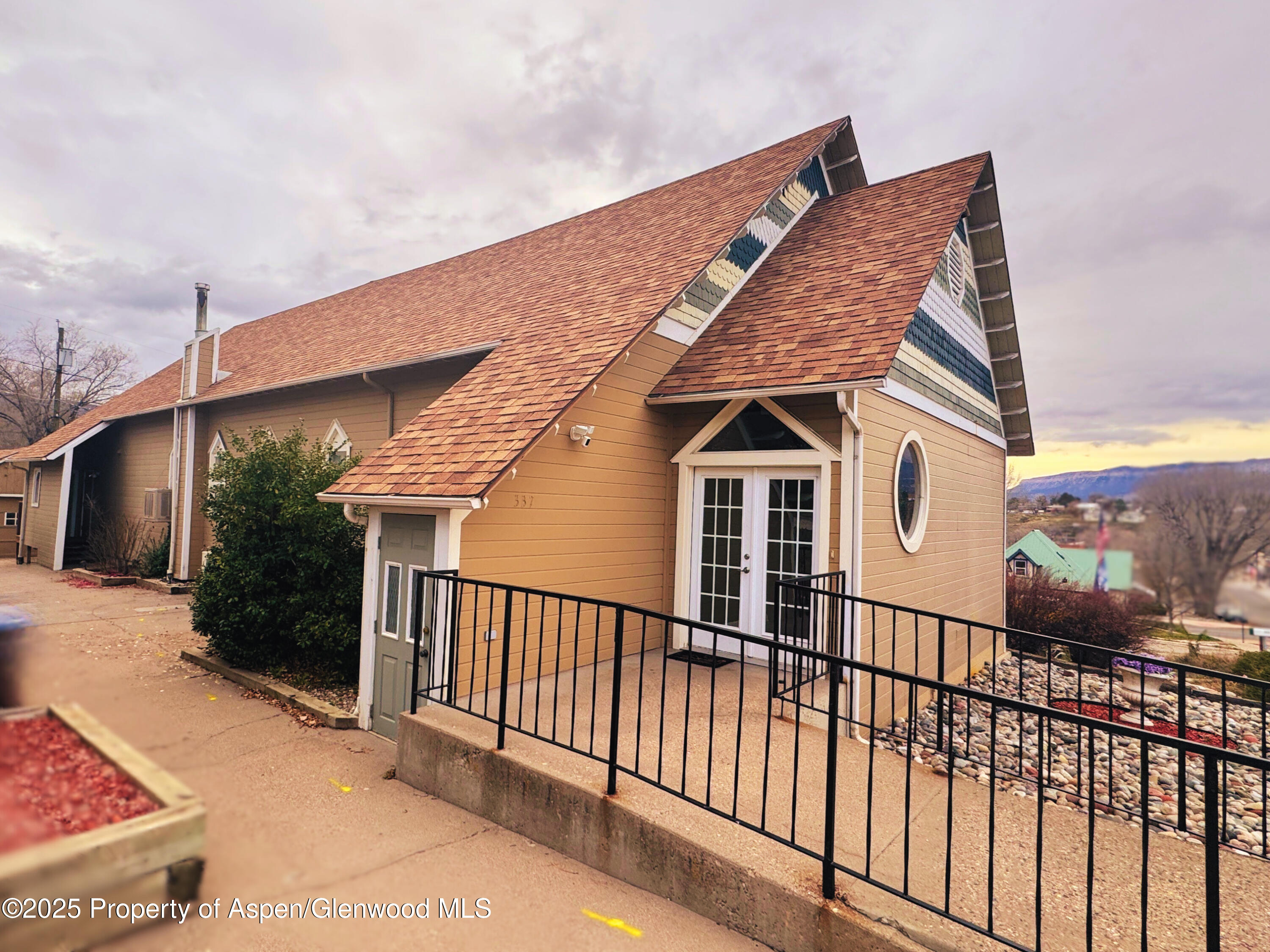 337 E 5 Th Street Rifle CO 81650