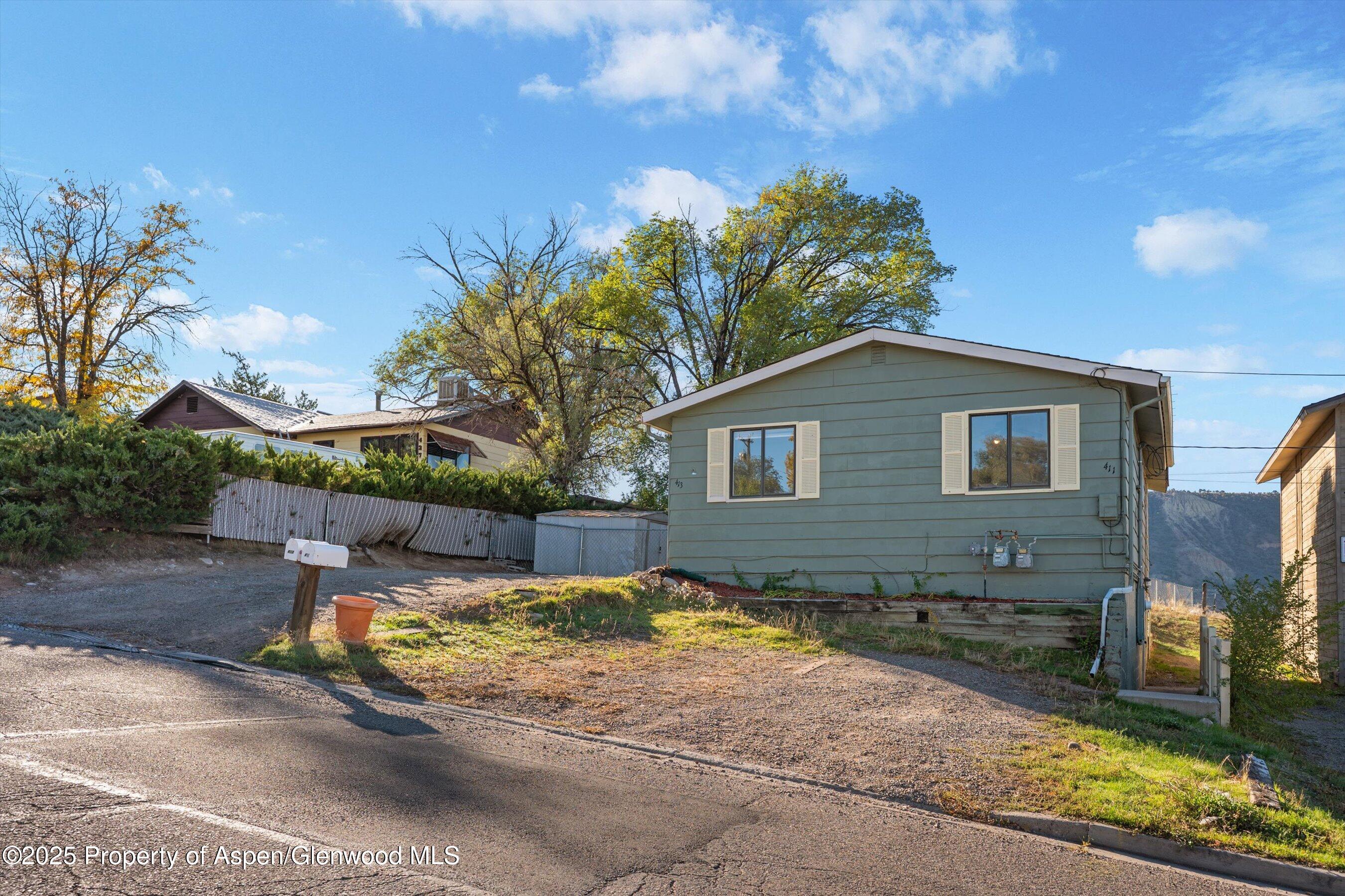 411 E 1st Street Rifle CO 81650