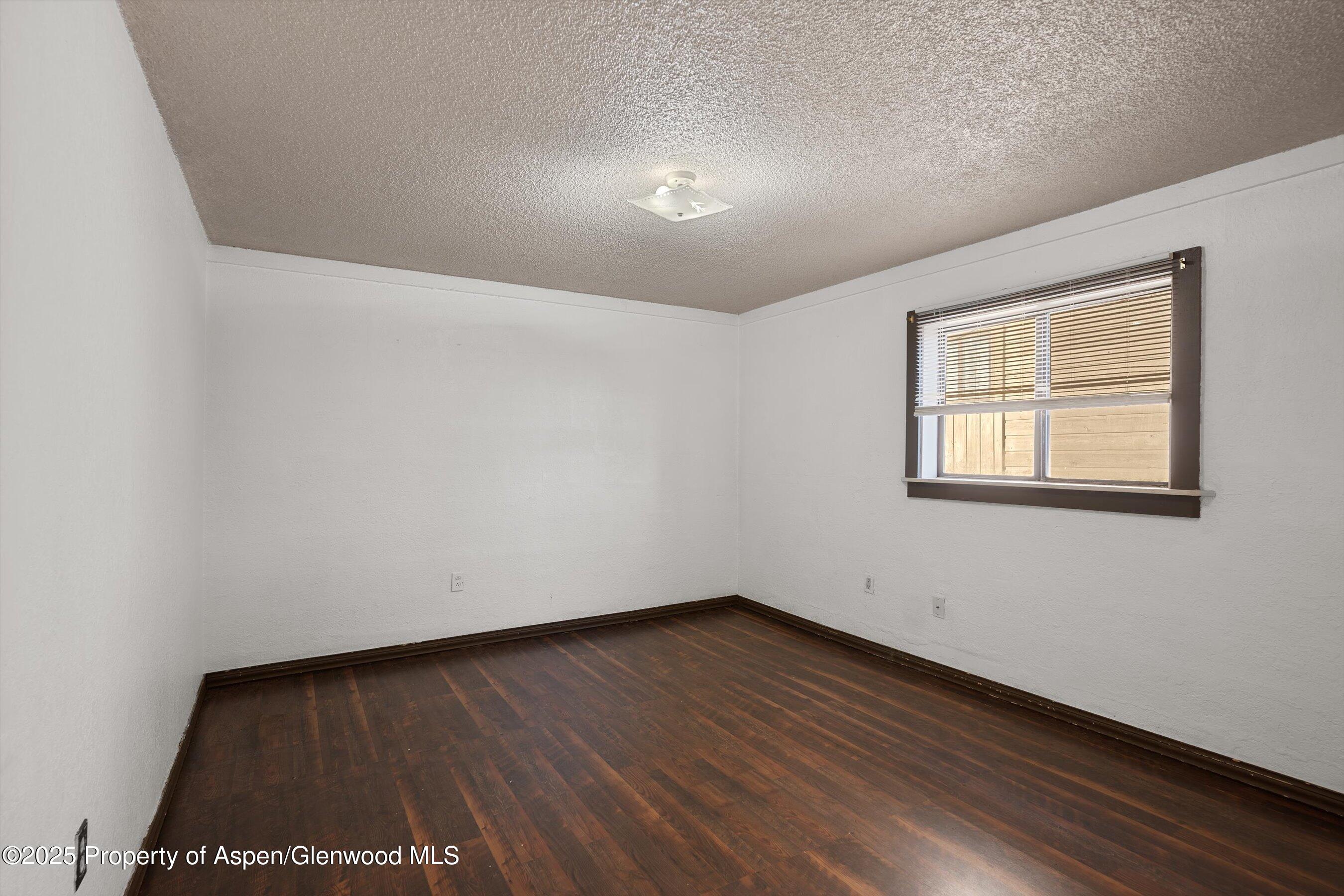 411 E 1st Street Rifle CO 81650