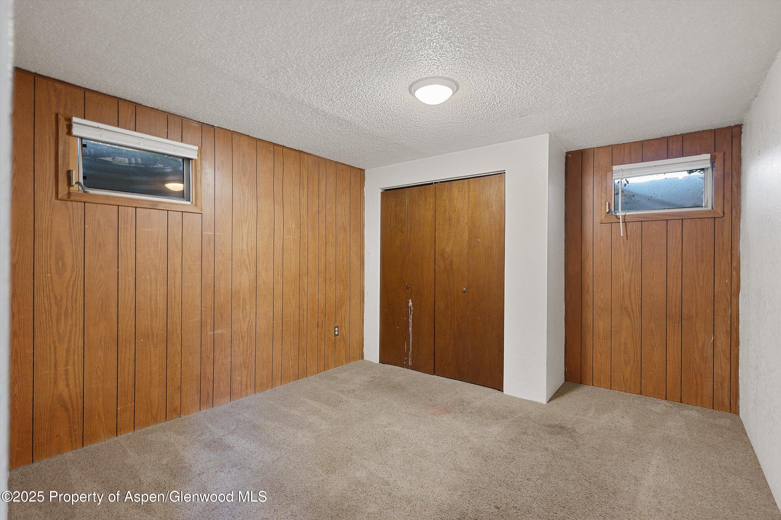 411 E 1st Street Rifle CO 81650