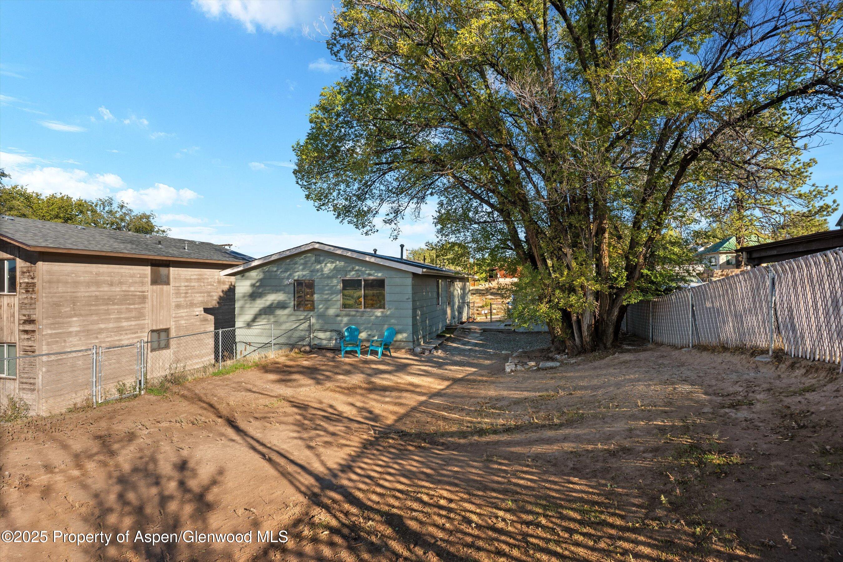 411 E 1st Street Rifle CO 81650