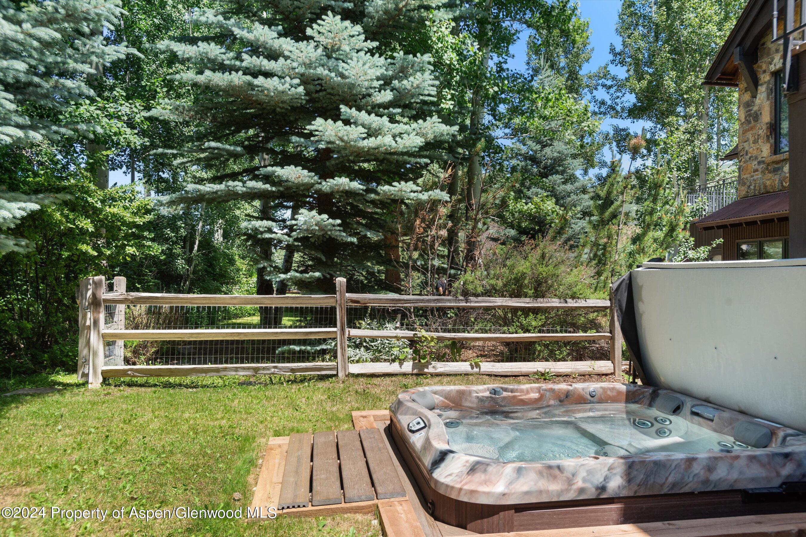 1432 Sierra Vista Drive Aspen CO 81611