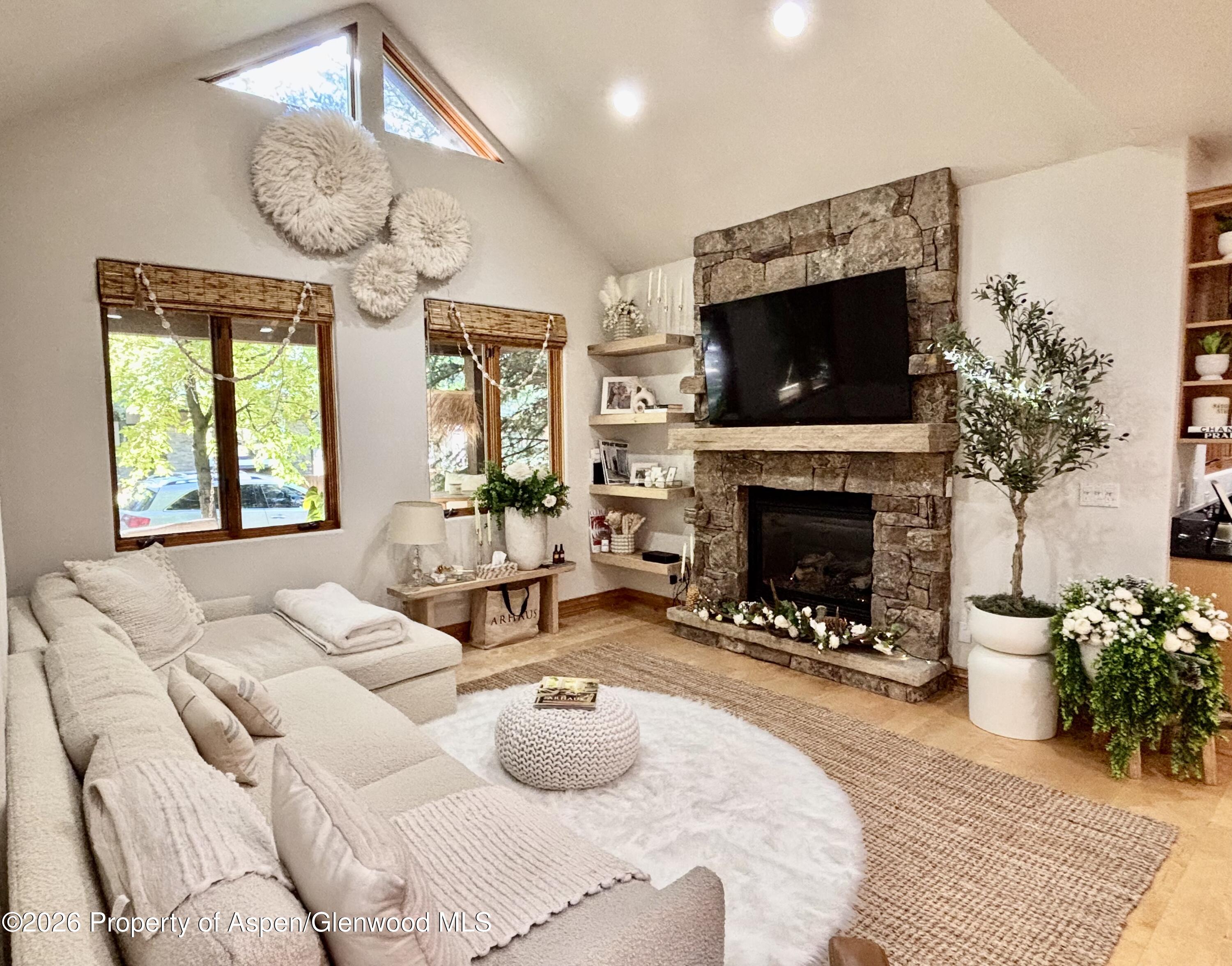 315 Summerset Lane Basalt CO 81621