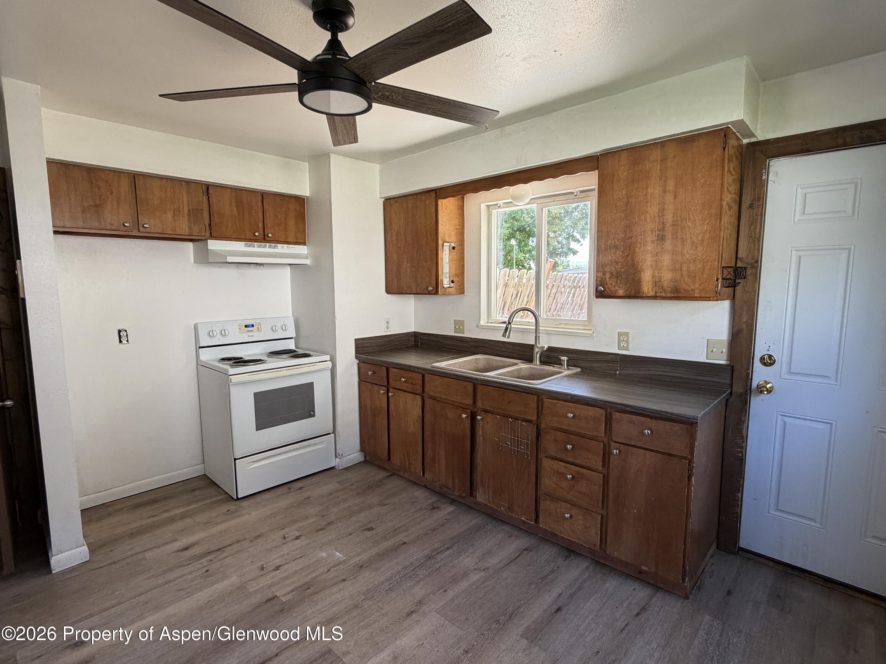 1140 Cleveland Street Meeker CO 81641