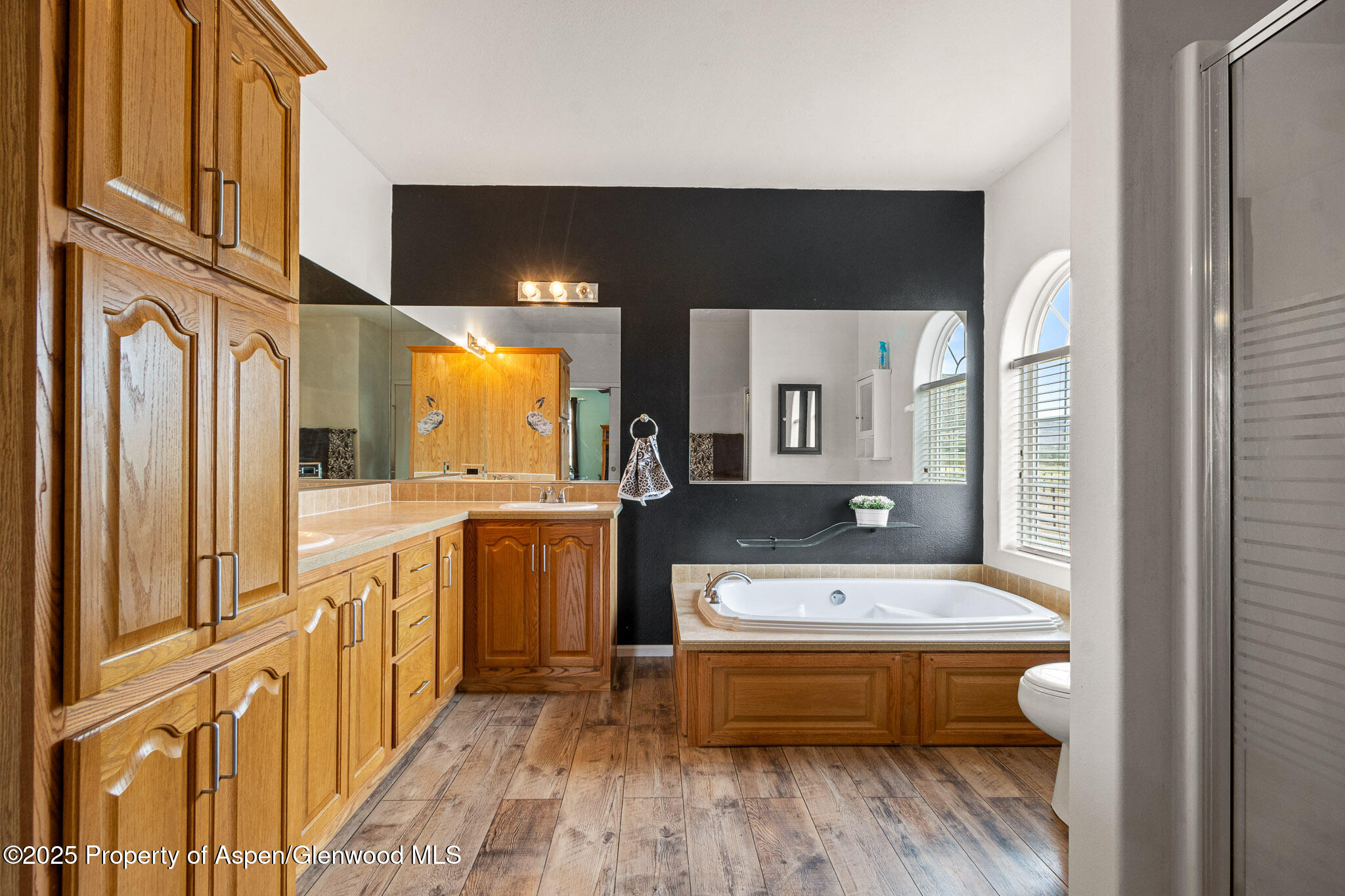 2022 45 Road De Beque CO 81630