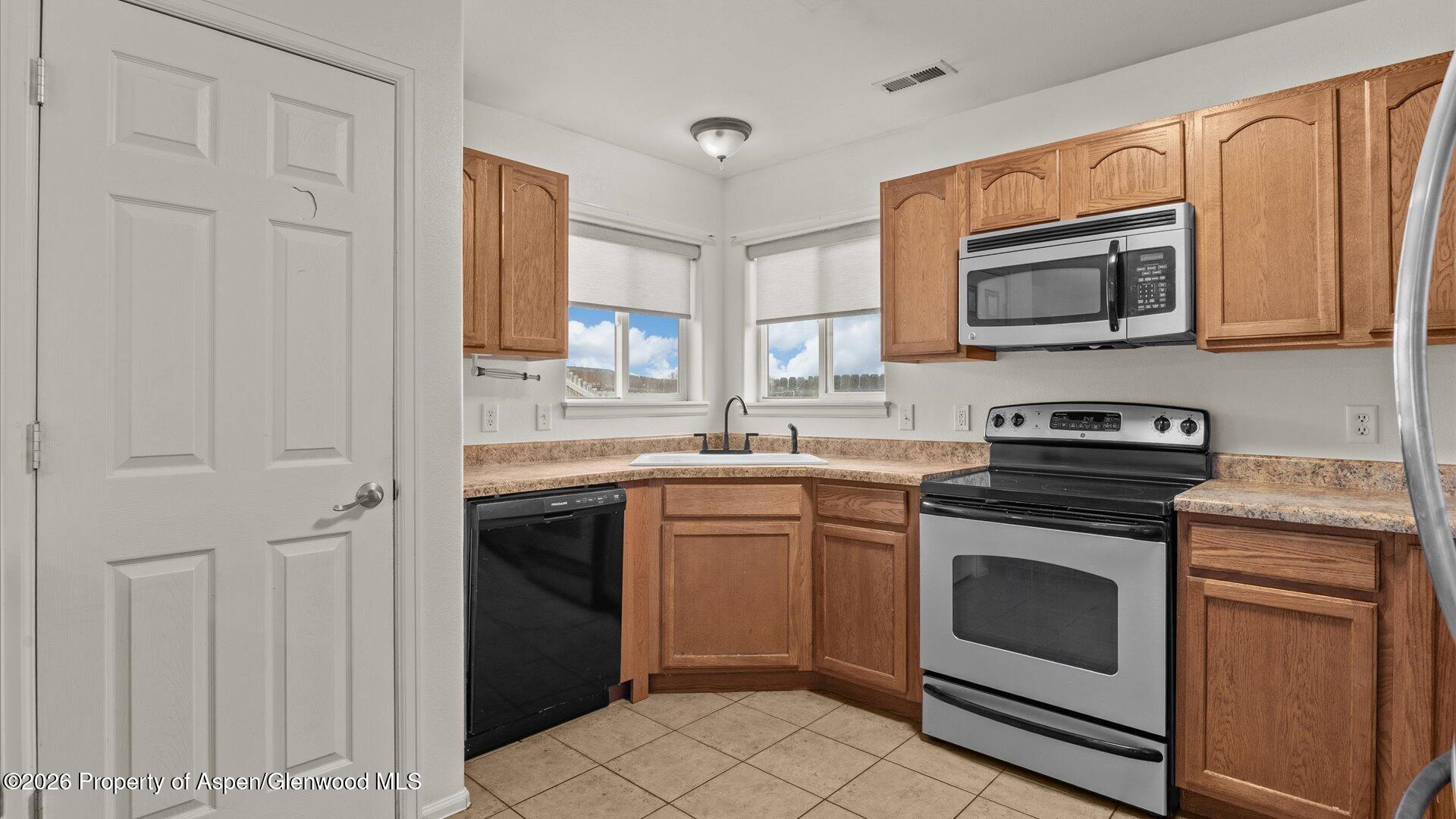 188 Cliff View Circle Parachute CO 81635