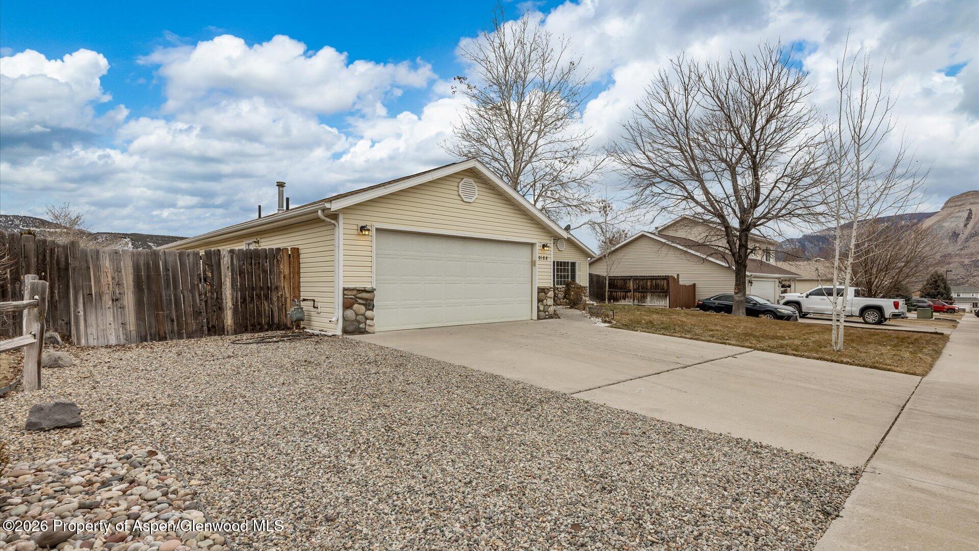 188 Cliff View Circle Parachute CO 81635