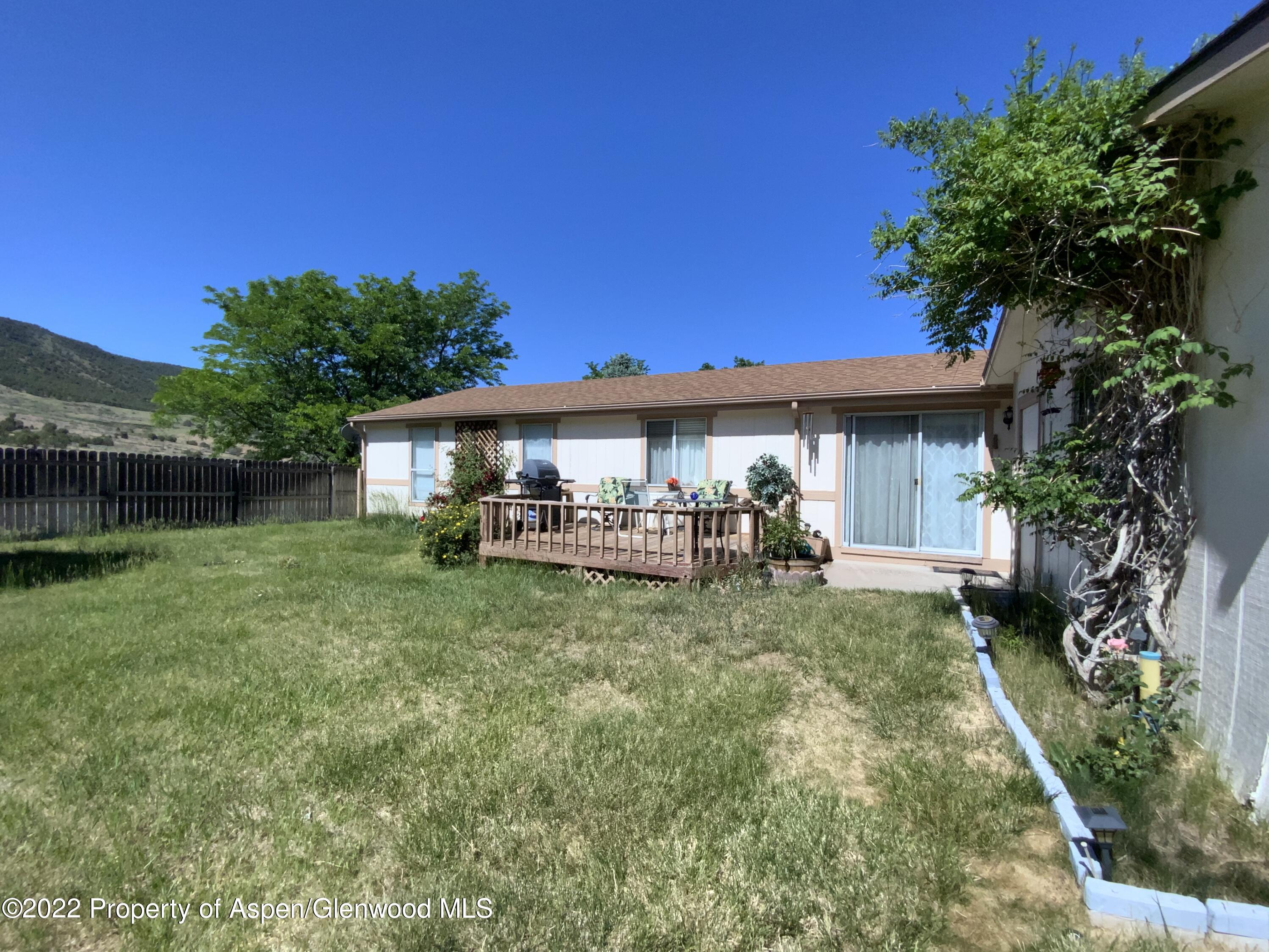 112 E Tamarack Circle Parachute CO 81635