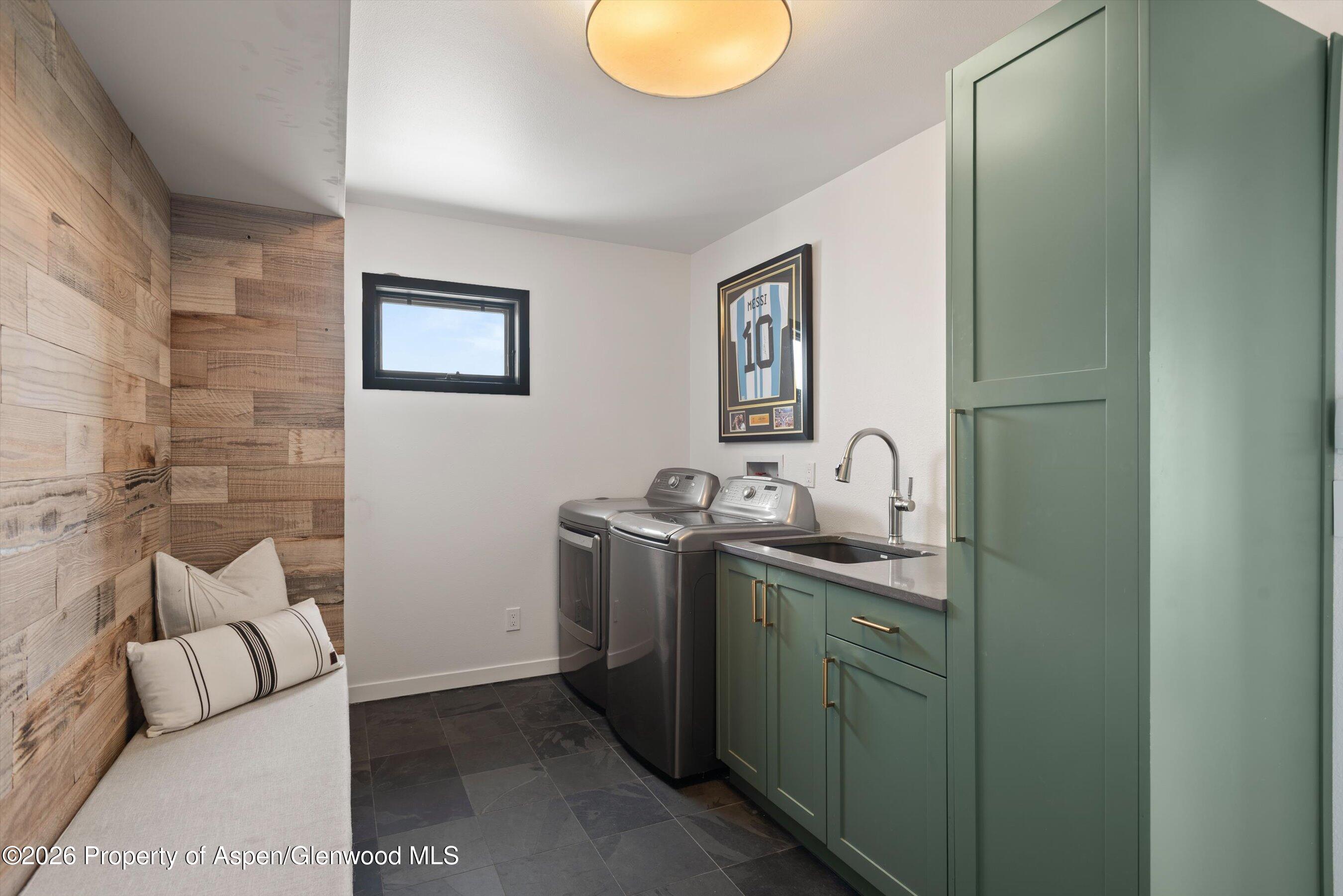 450 Solar Way Aspen CO 81611