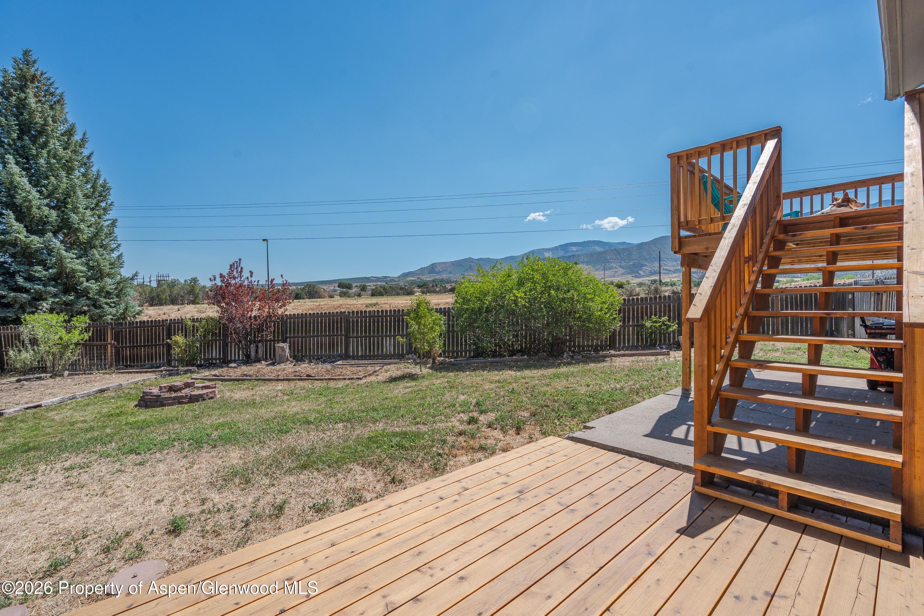 53 Aspen Way Parachute CO 81635
