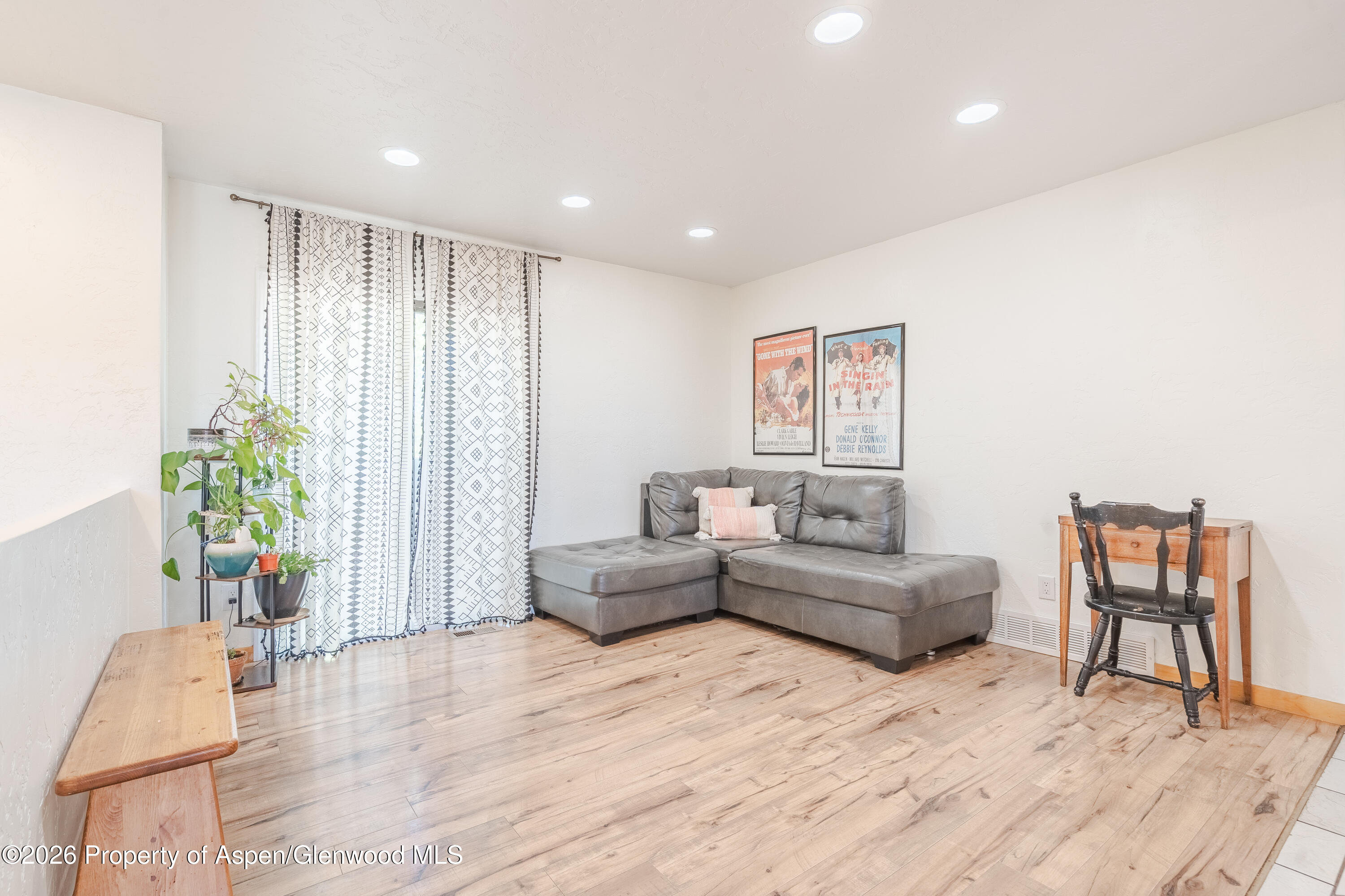 53 Aspen Way Parachute CO 81635