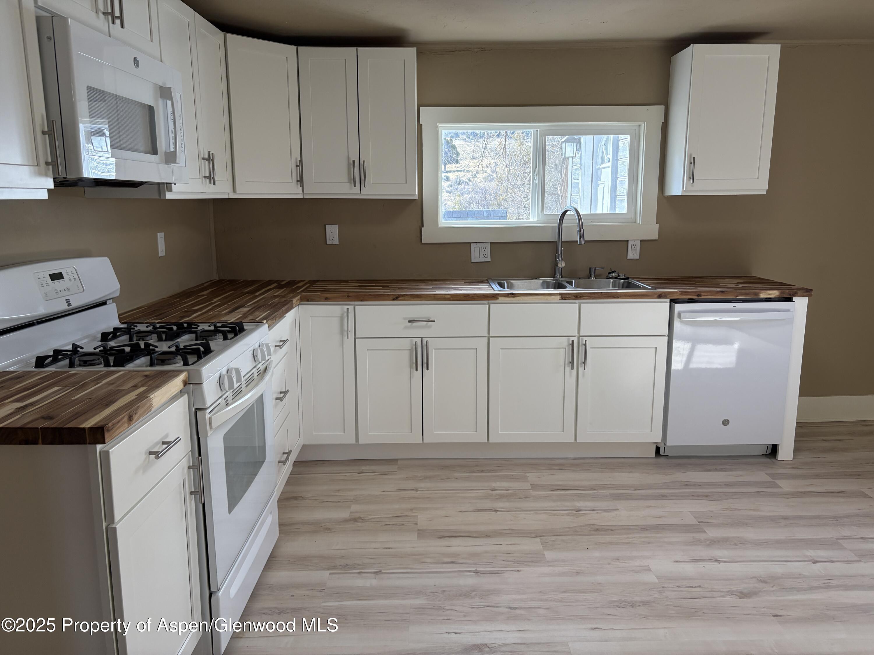 245 County Road 338 Parachute CO 81635