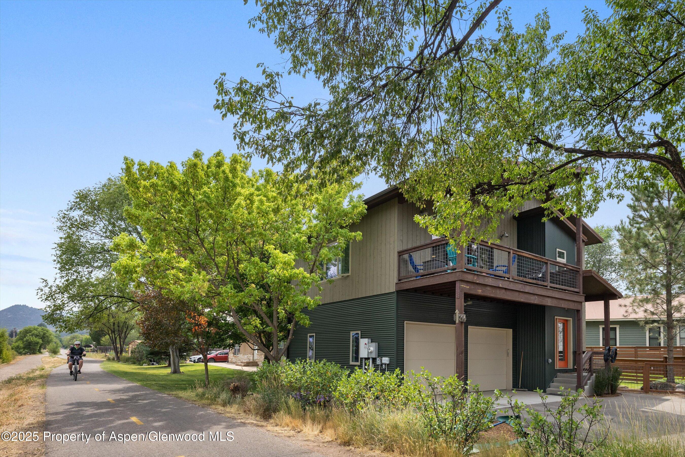 296/298 N 7th Street Carbondale CO 81623