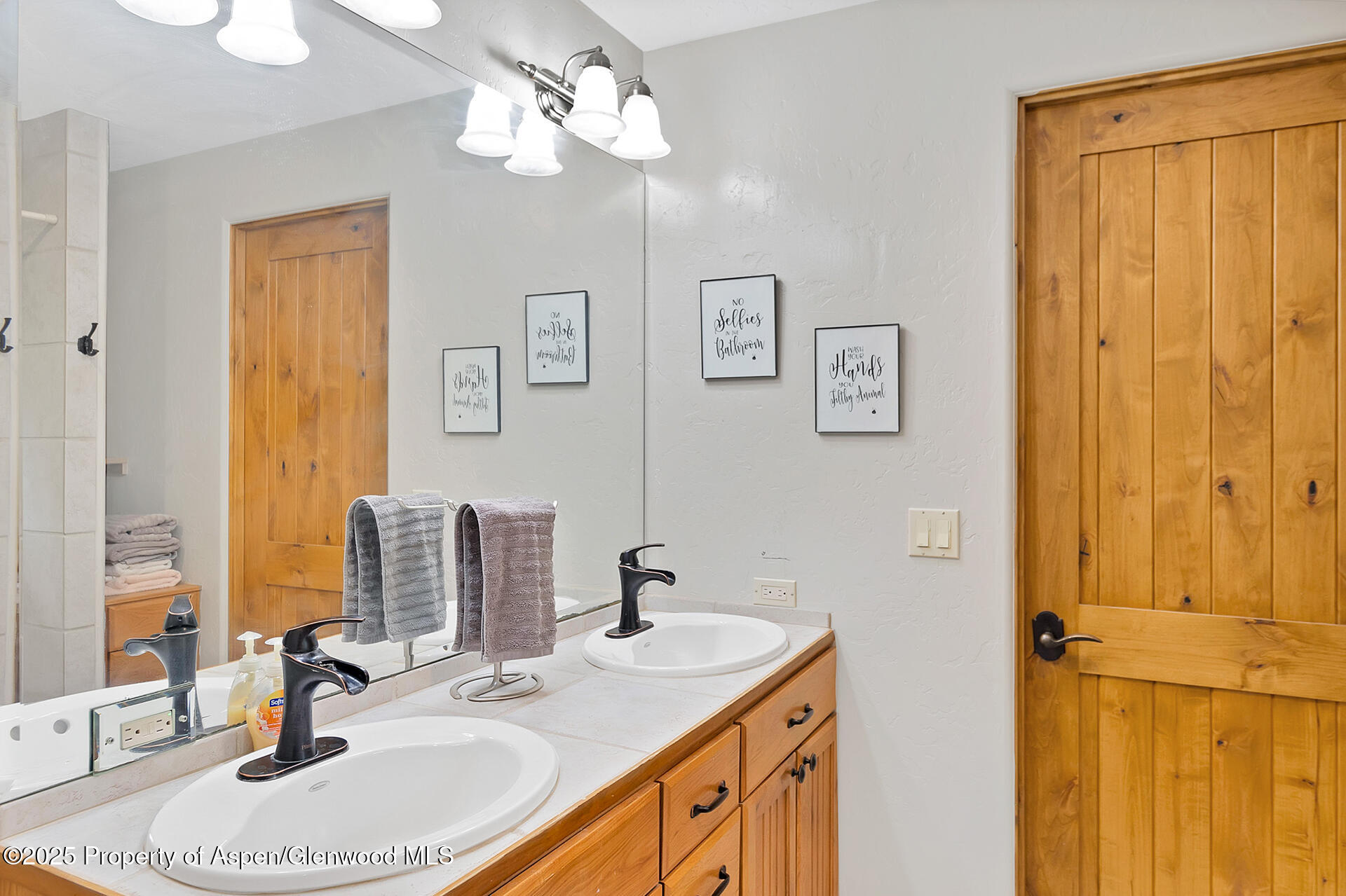 5998 County Road 233 Silt CO 81652